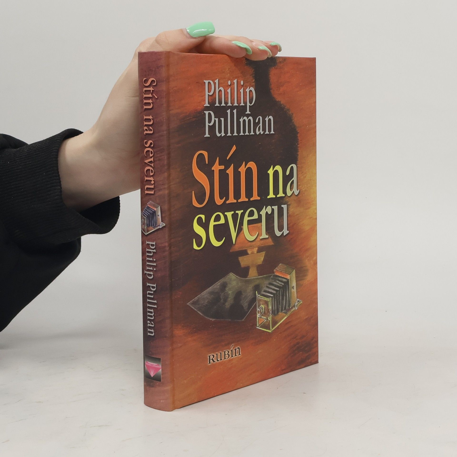 Philip Pullman Stín na severu