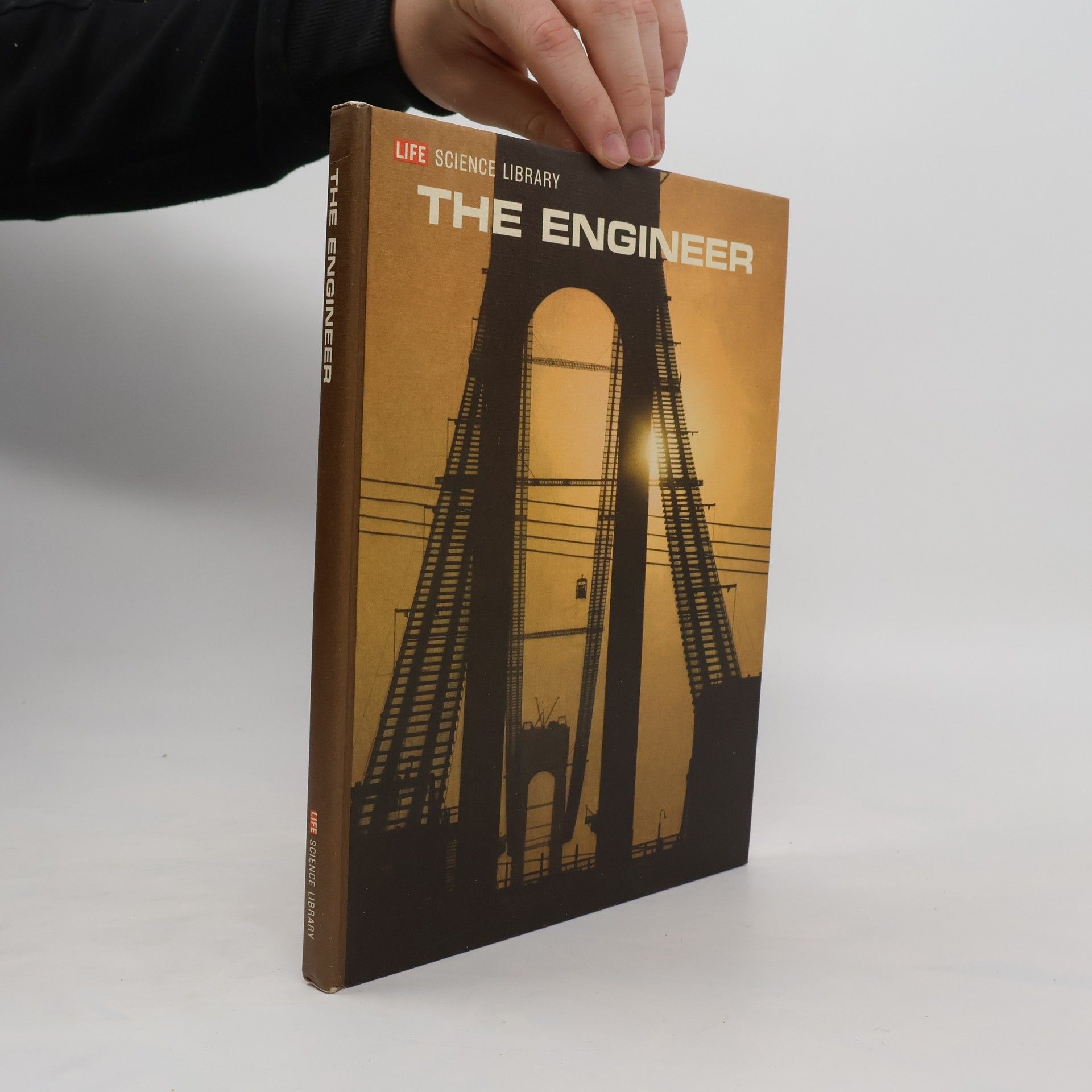 kolektiv The Engineer