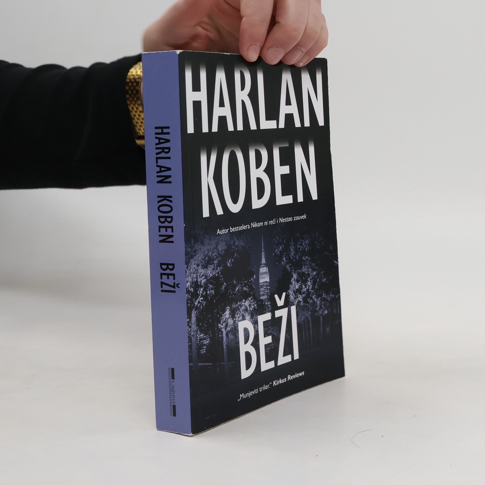 Harlan Koben Beži