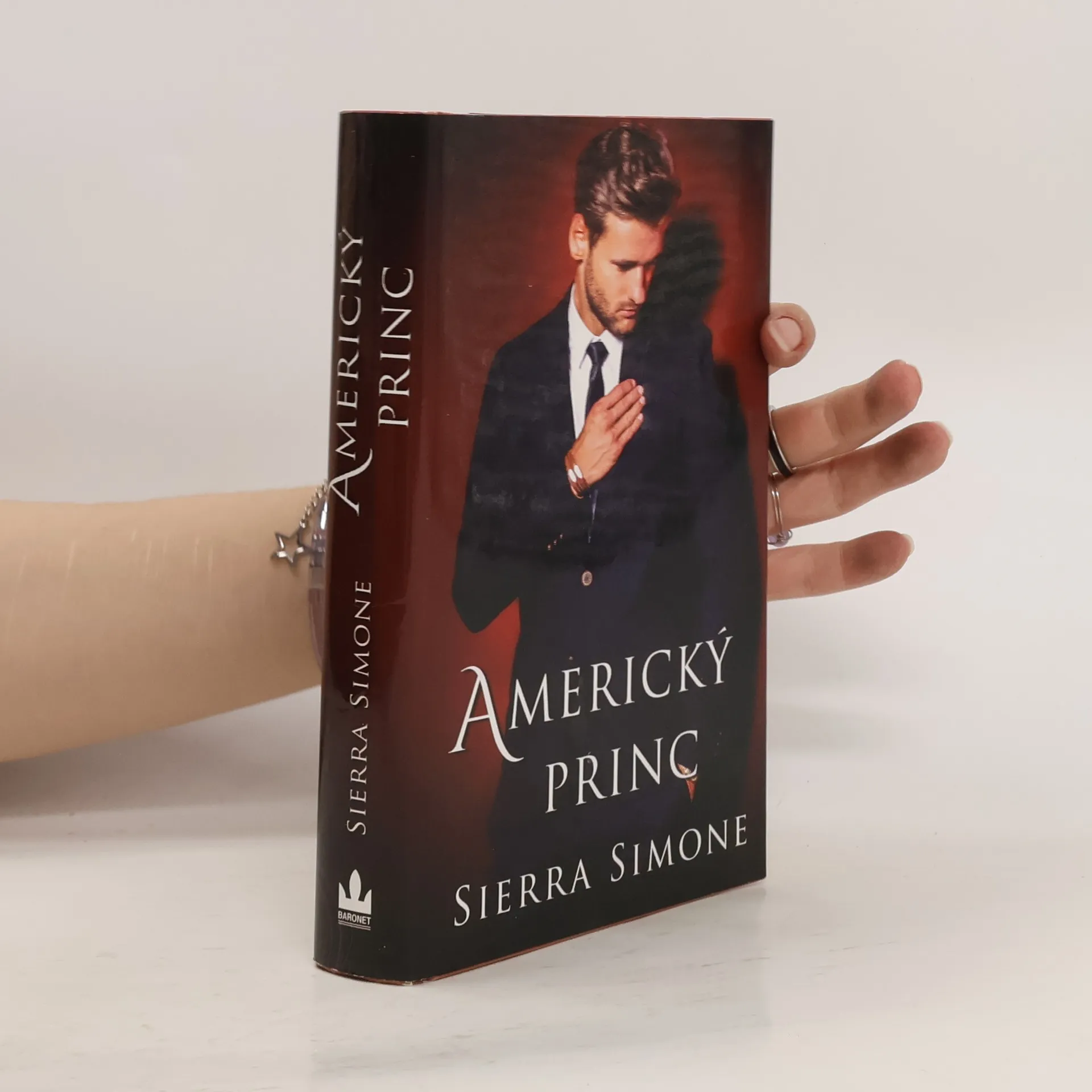 Americký princ | Kniha | Sierra Simone | CS