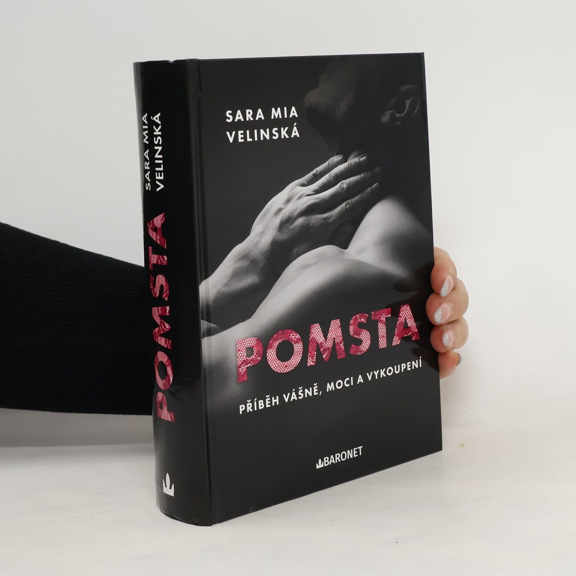 Sara Mia Velinská Pomsta