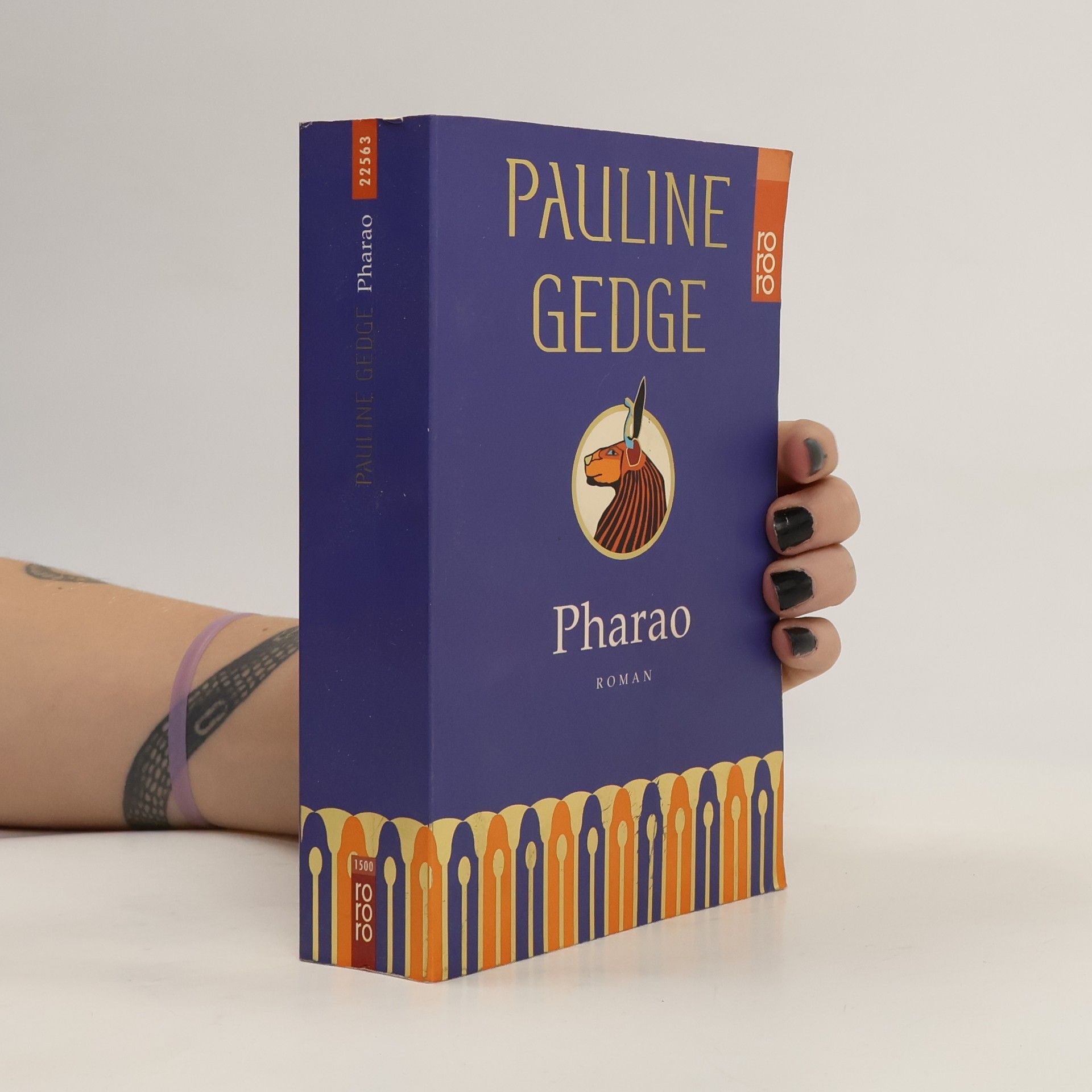 Pauline Gedge Pharao