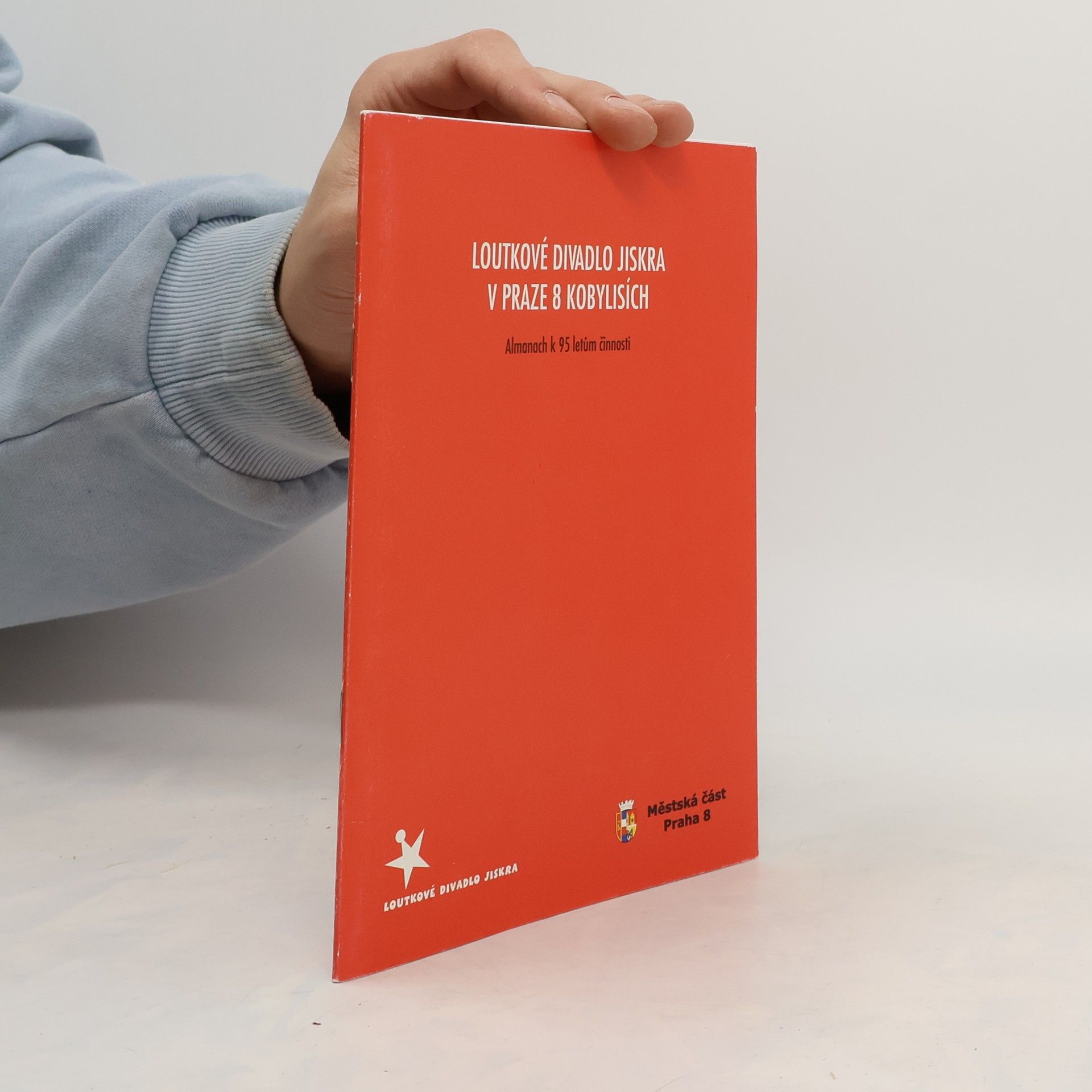 Collectif d'auteurs Loutkové divadlo Jiskra v Paze 8 Kobylisích