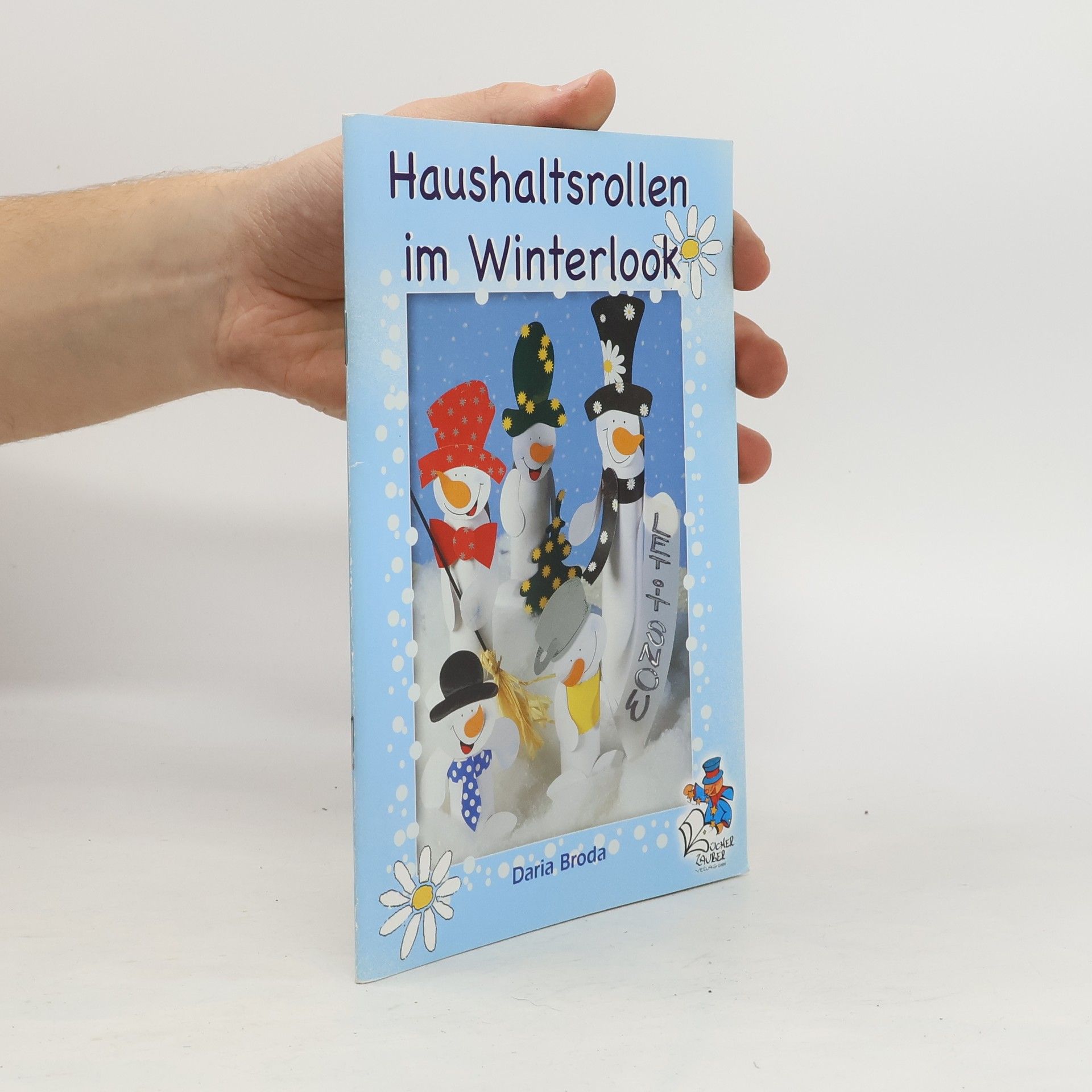 Daria Broda Haushaltsrollen im Winter-Look