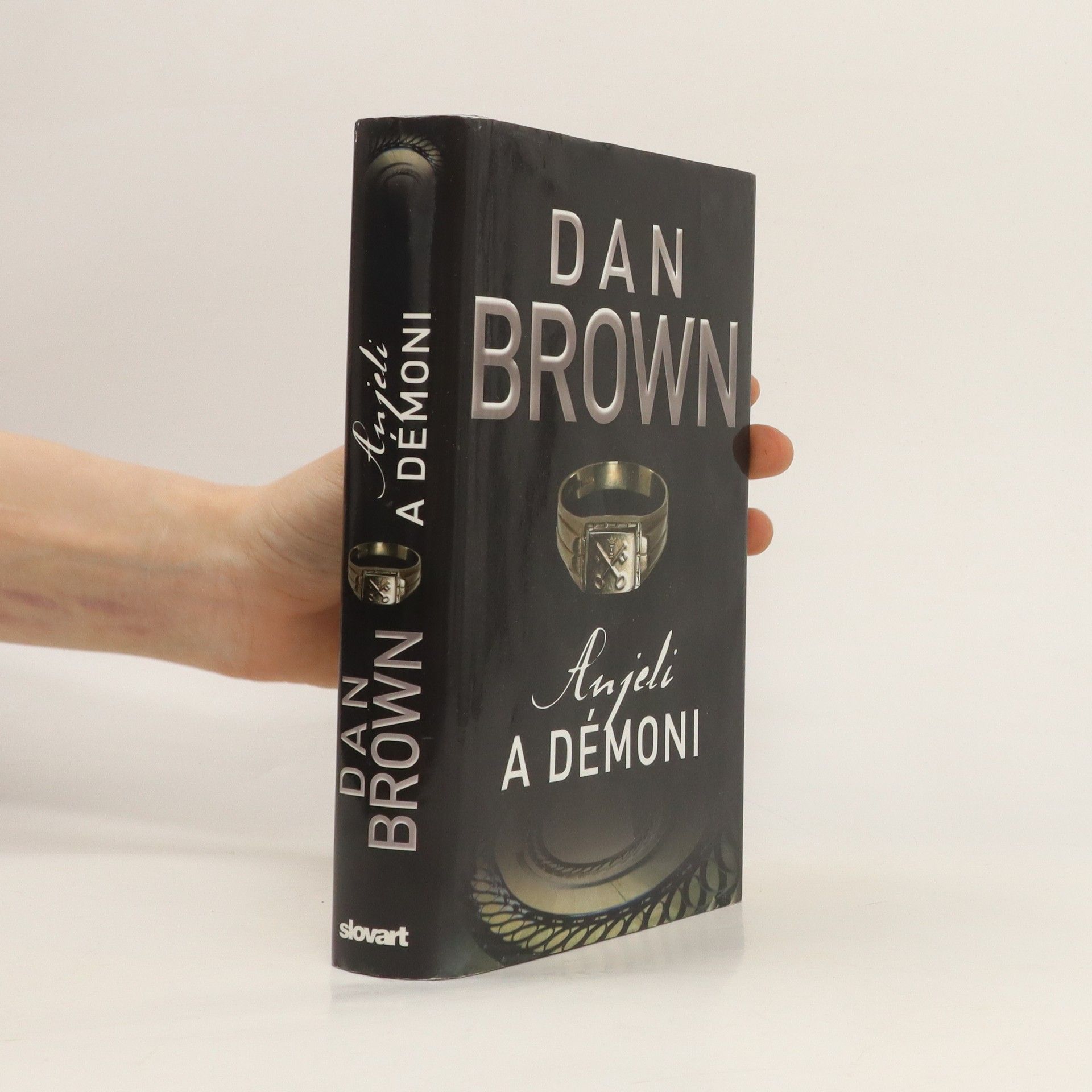 Dan Brown Anjeli a démoni