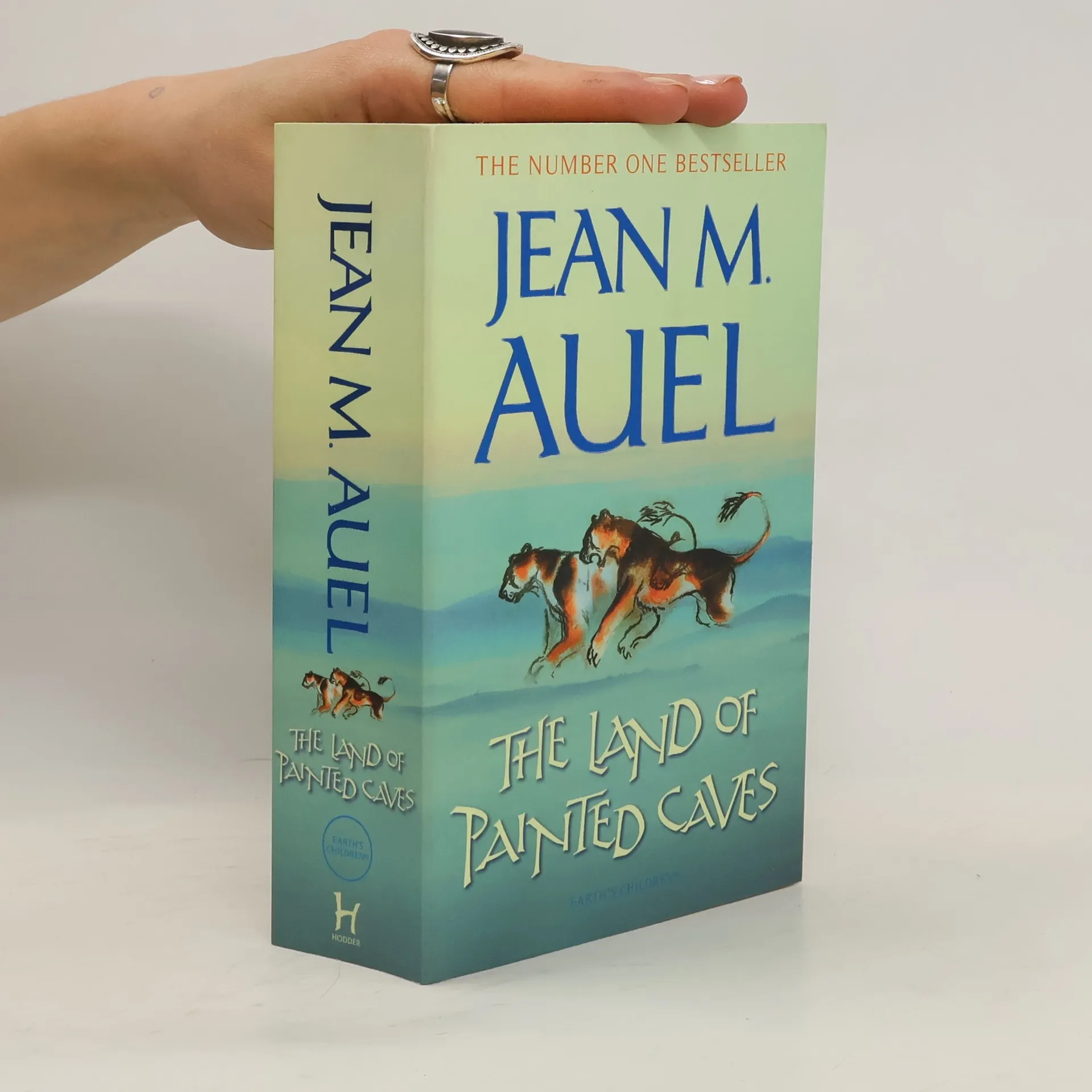 The Land of Painted Caves | Kniha | mäkká | Jean M. Jean Marie Auel | EN