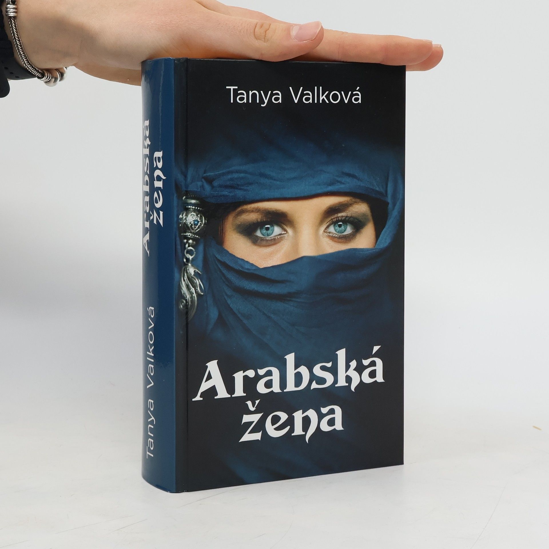 Tanya Valková Arabská žena