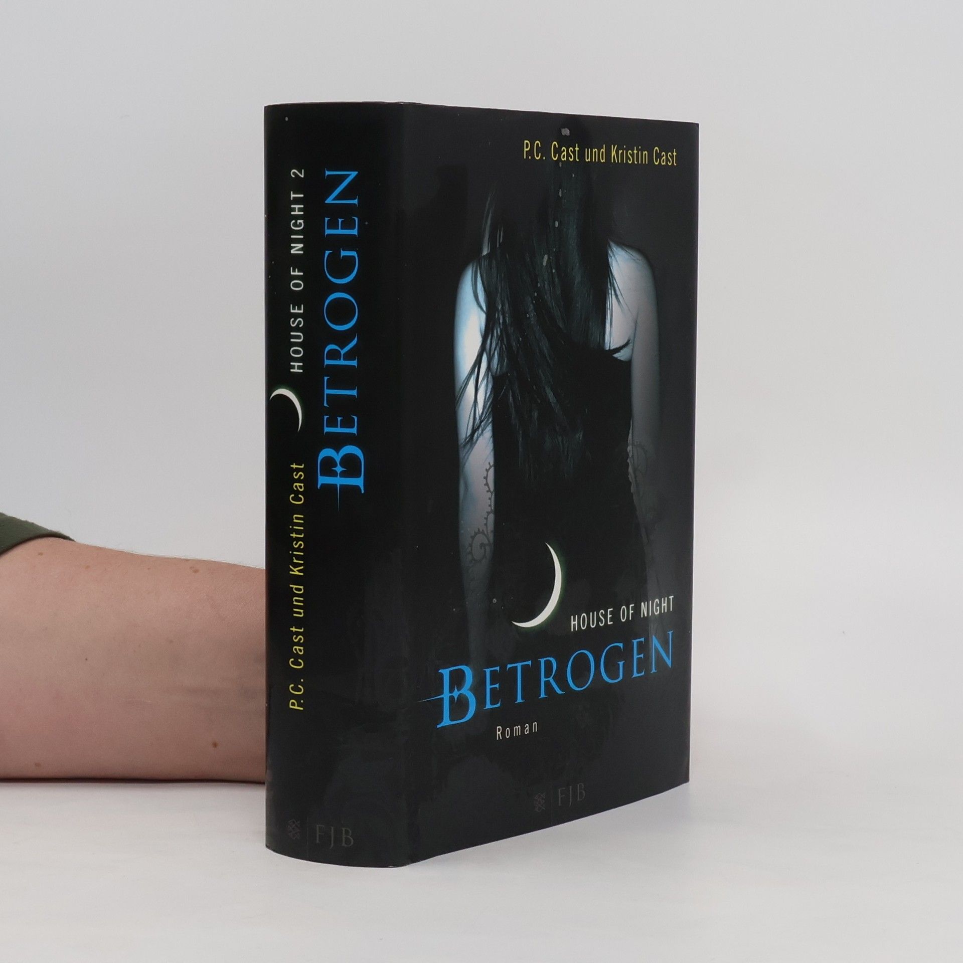 Phyllis Christine Cast House of Night 2. Betrogen