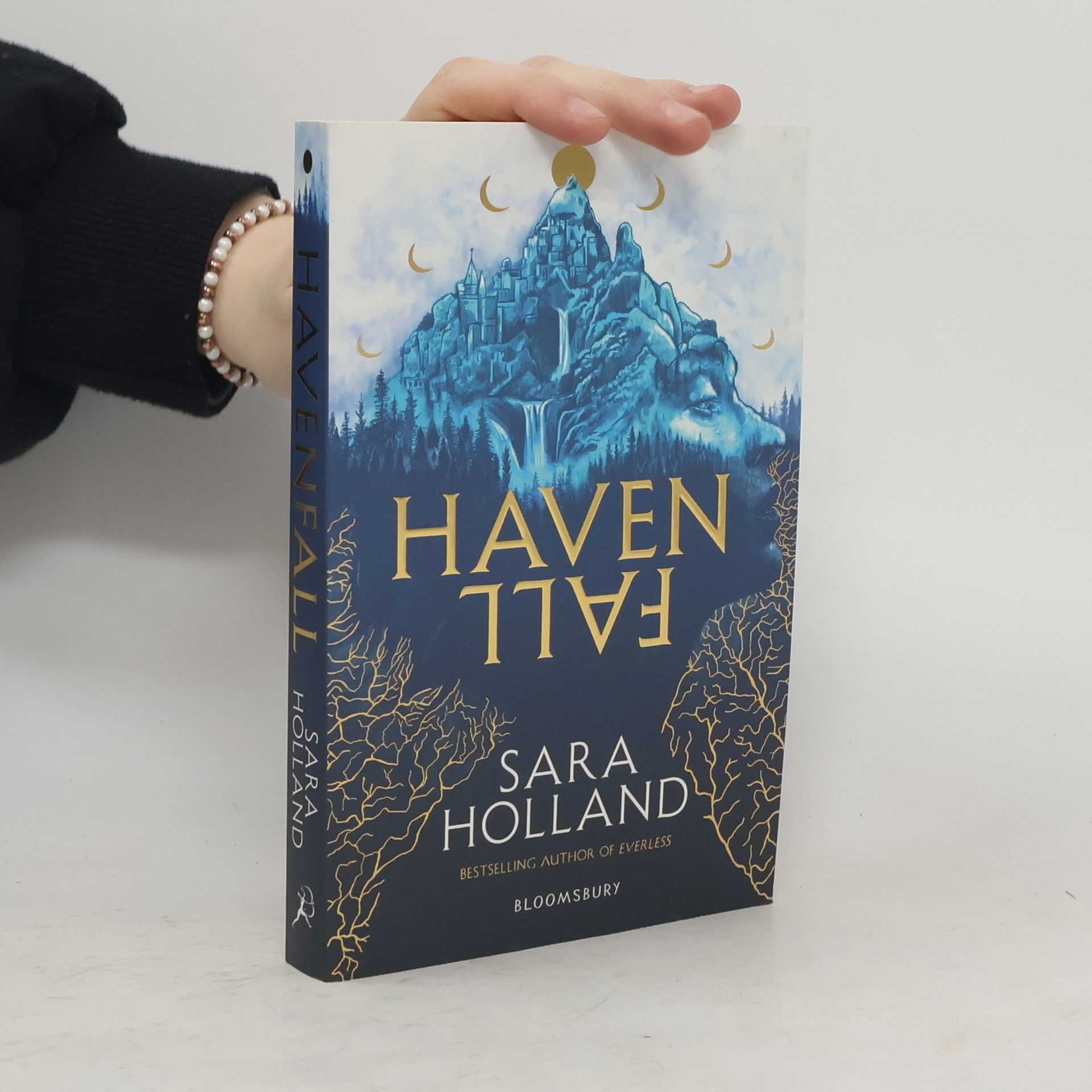 Sara Holland Haven Fall