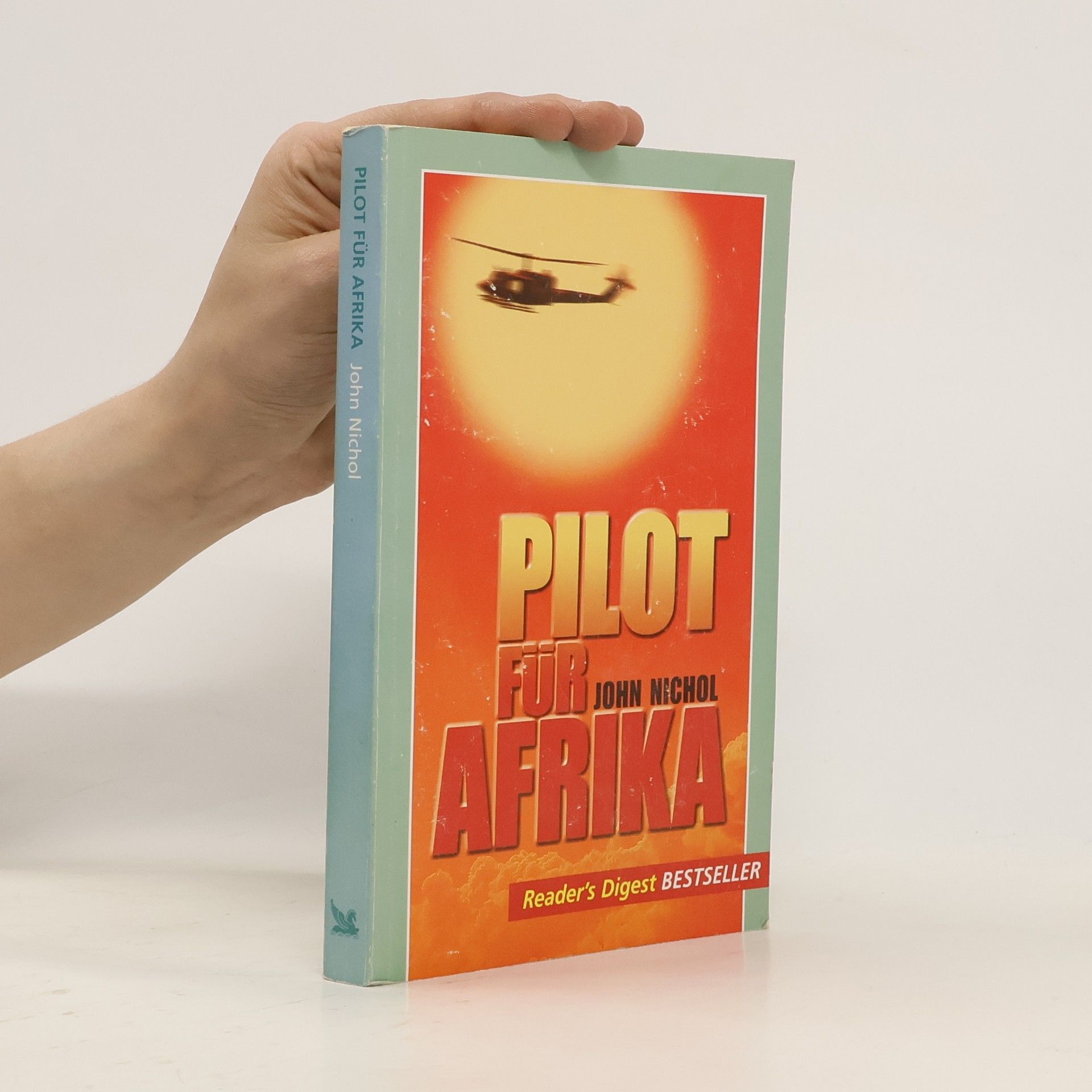 John Nichol Pilot für Afrika