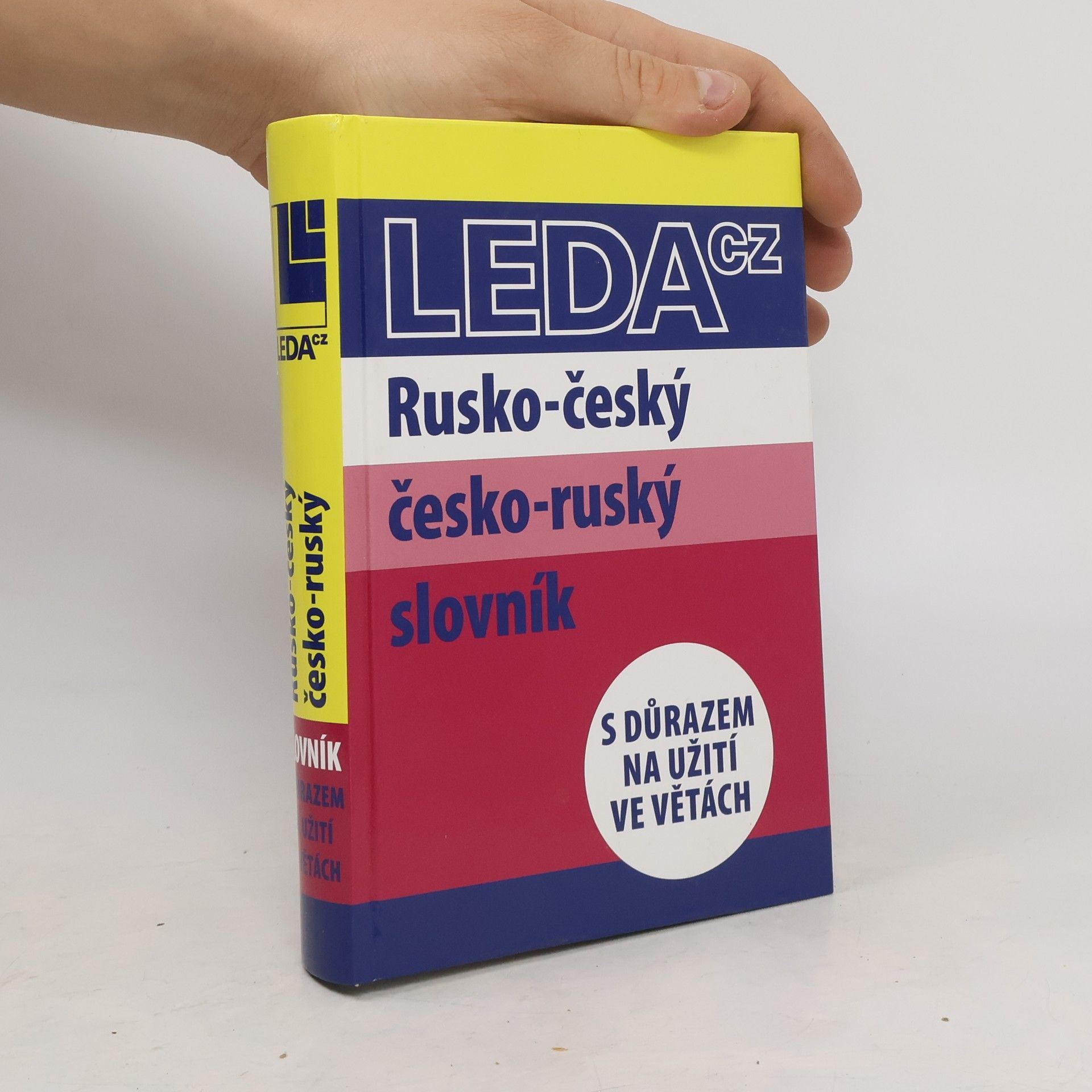Marie Csiriková Rusko-český, česko-ruský slovník. S důrazem na užití ve větách