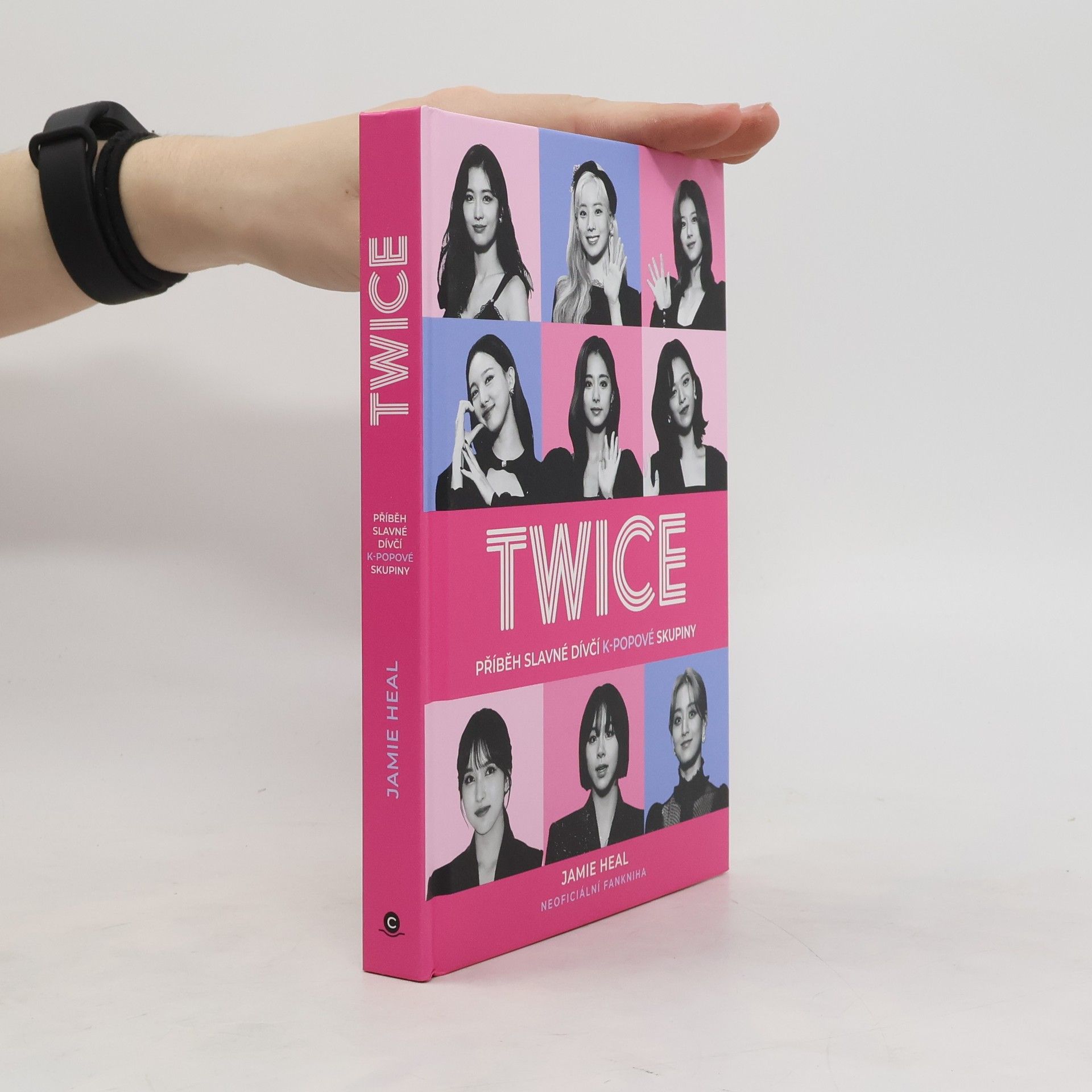 Jamie Heal Twice. Příběh slavné dívčí k-popové skupiny