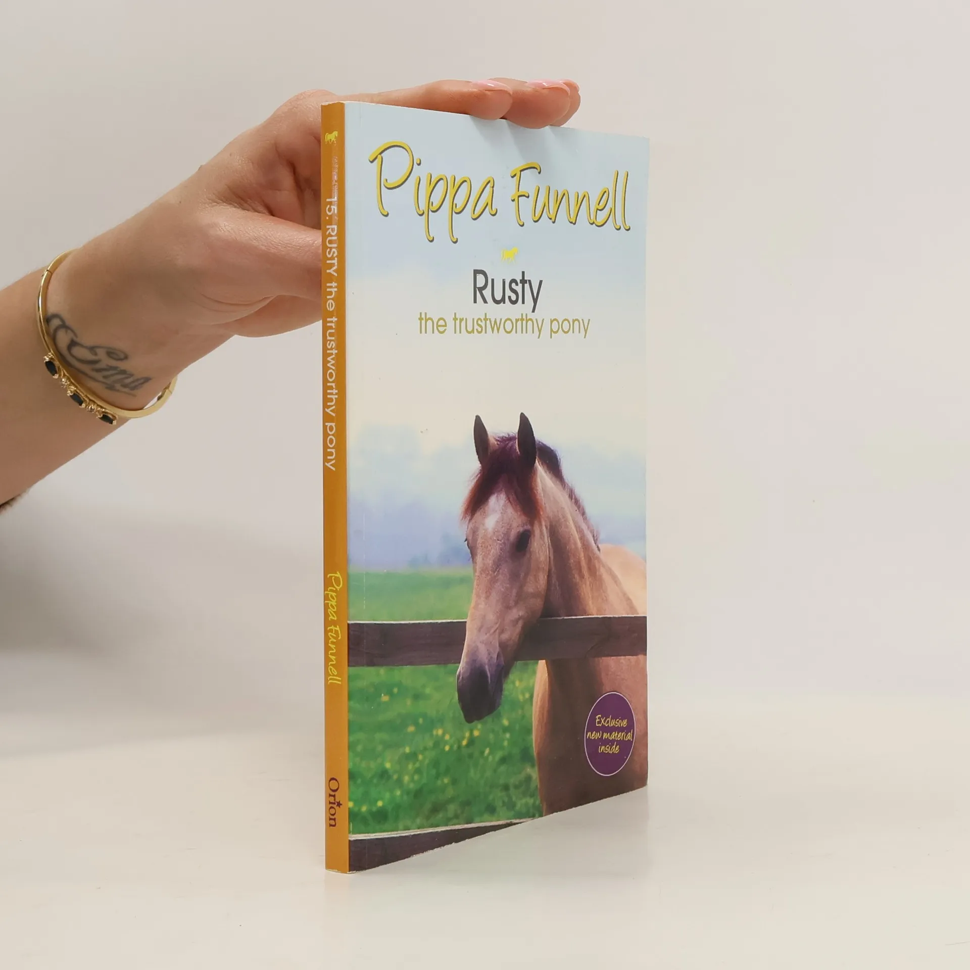 Rusty | Book | Paperback | Pippa Funnell | EN