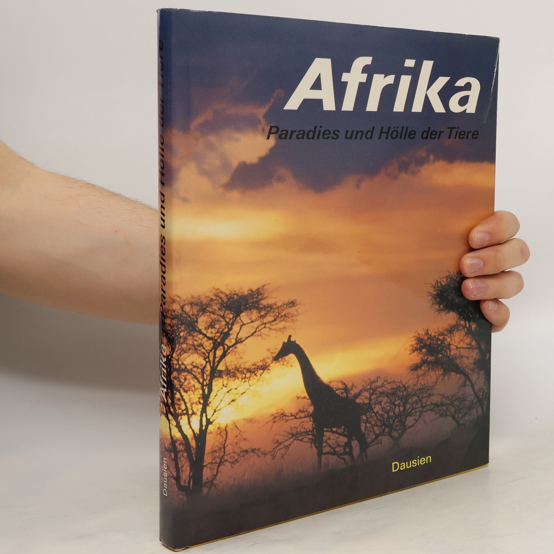 kolektiv Afrika: Paradies un  Hölle der Tiere