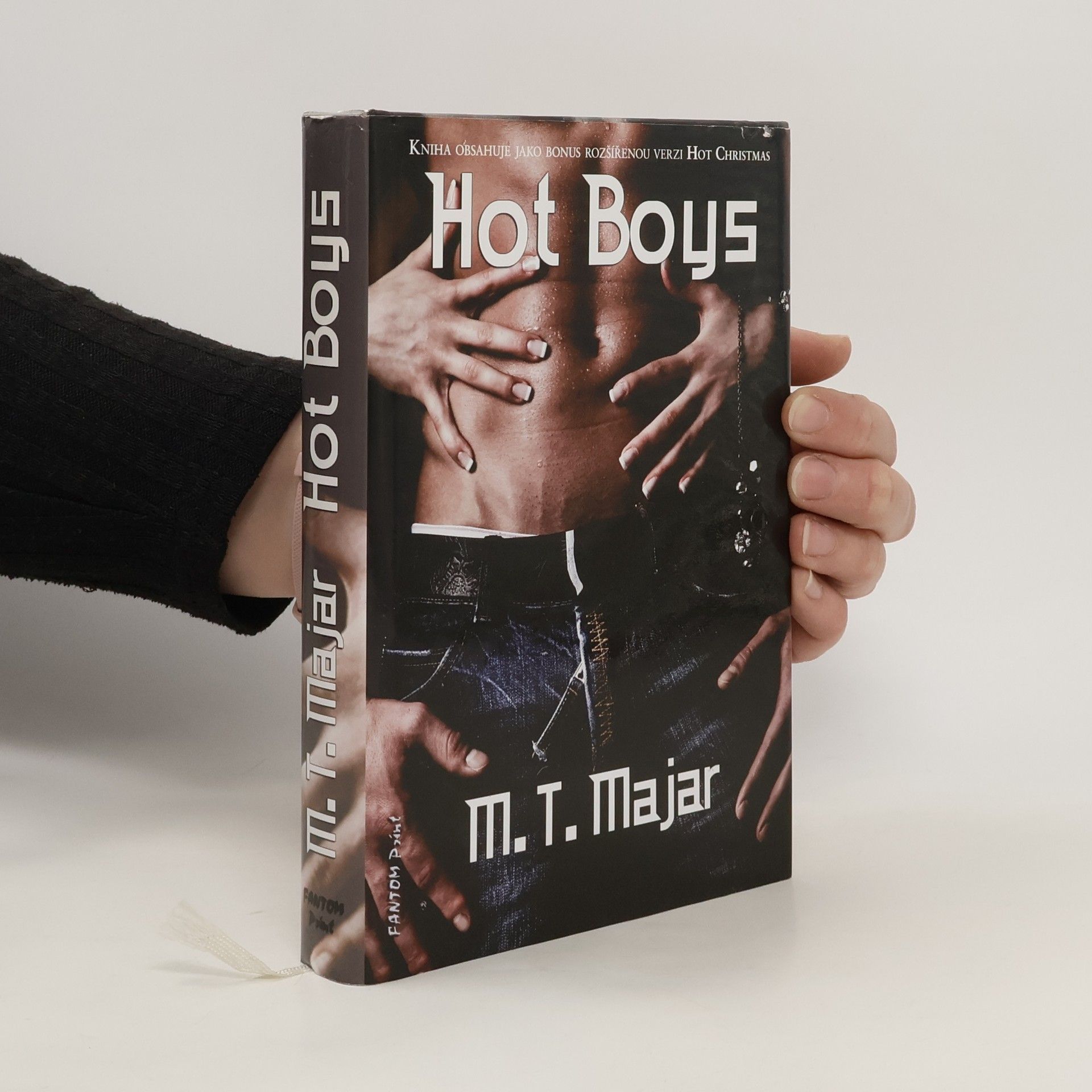 M. T. Majar Hot Boys