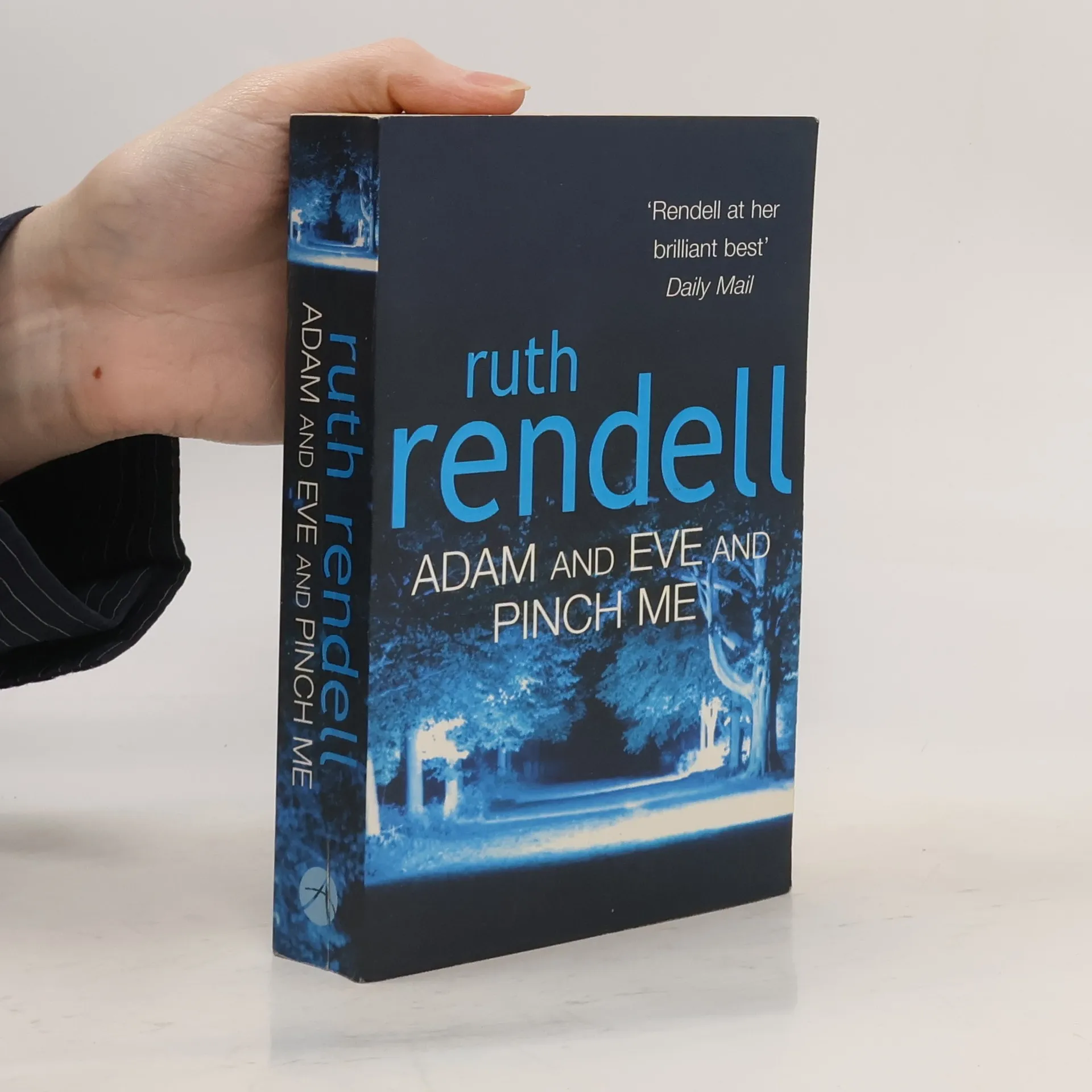 Adam and Eve and pinch me | Book | Paperback | Ruth Rendell | EN