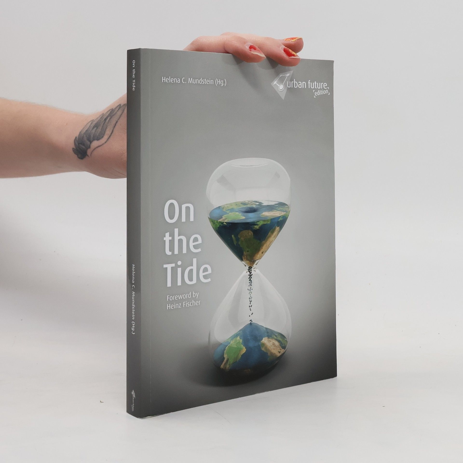 Helena C. Mundstein On the Tide