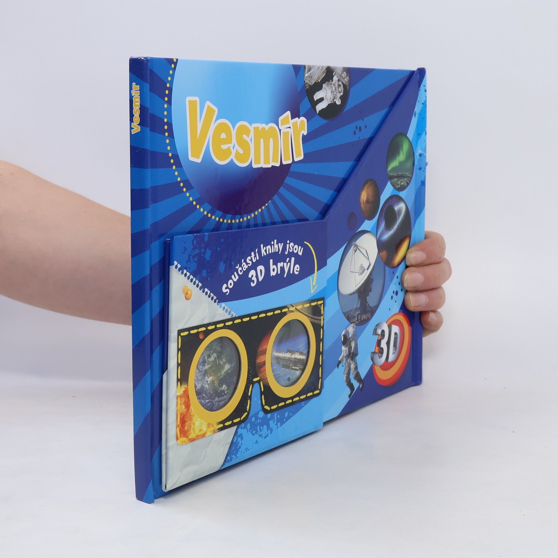 Collectif d'auteurs Vesmír 3D