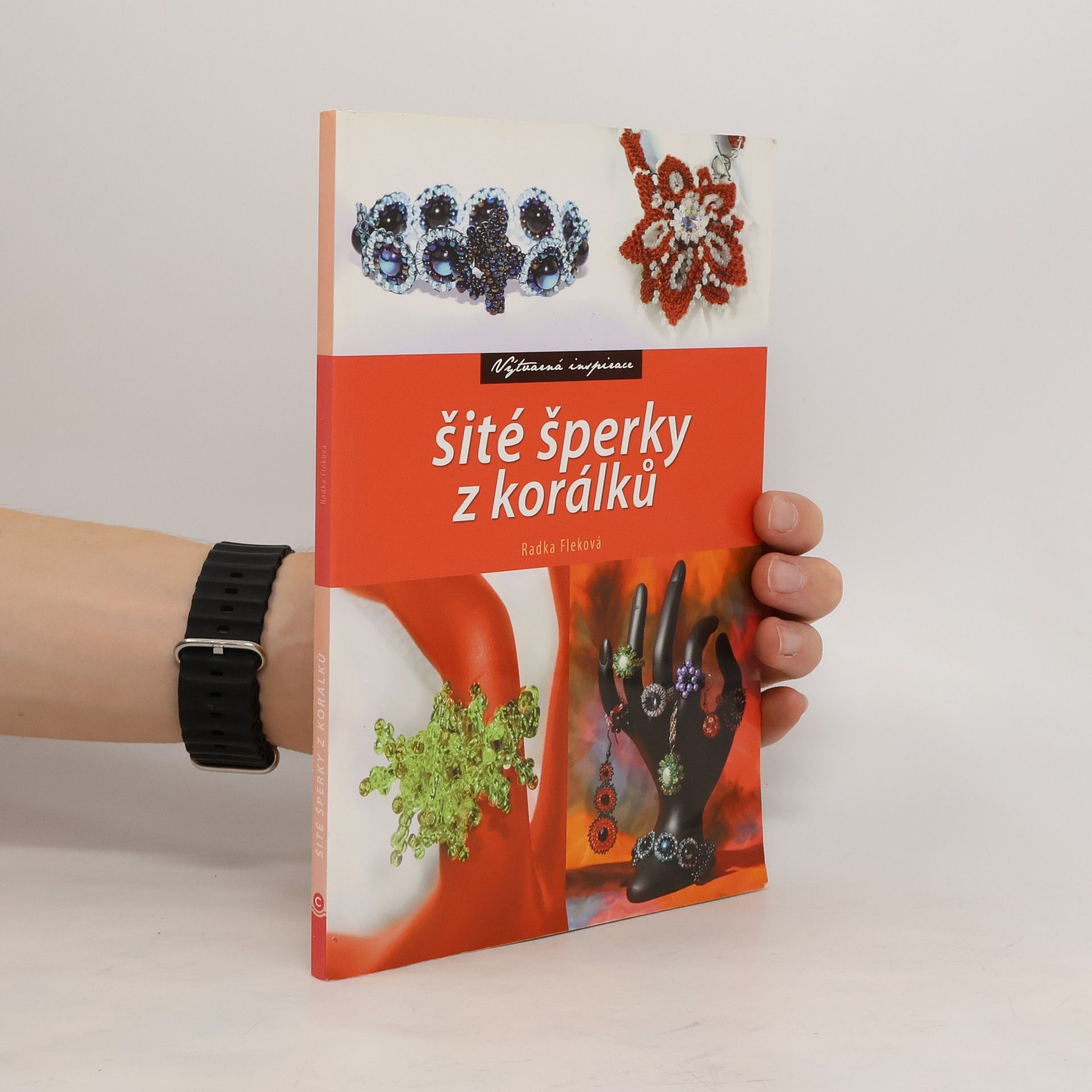 Radka Fleková Šité šperky z korálků