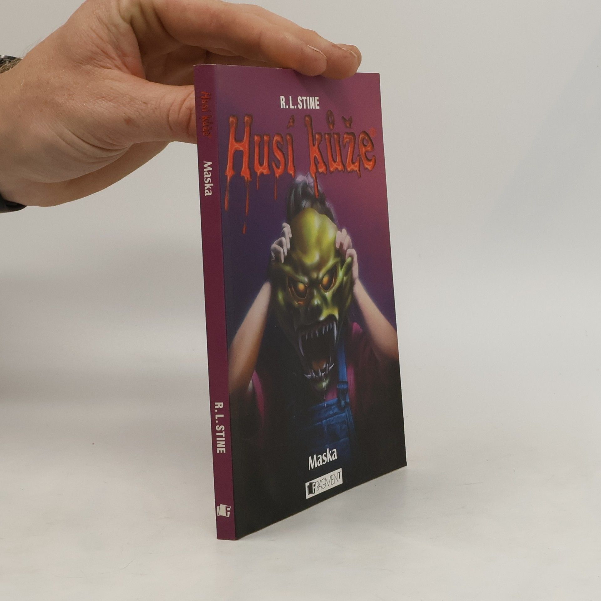 R. L. Stine Maska