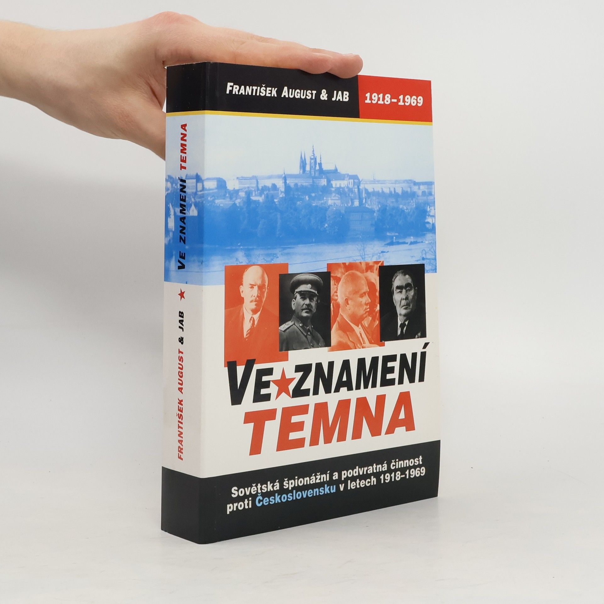 František August Ve znamení temna