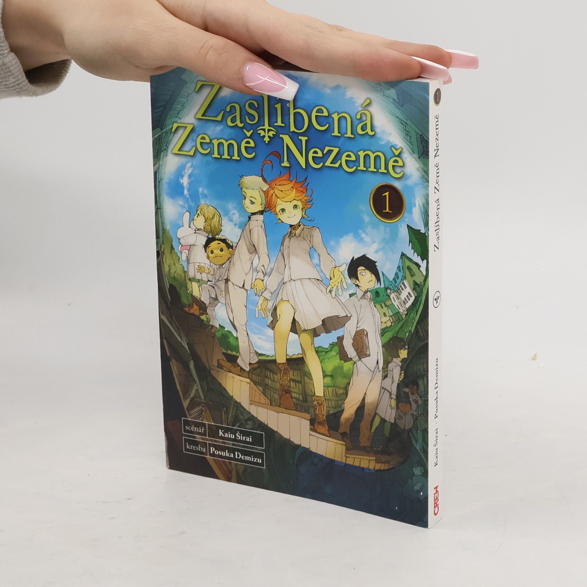Kaiu Shirai Zaslíbená Země Nezemě 1