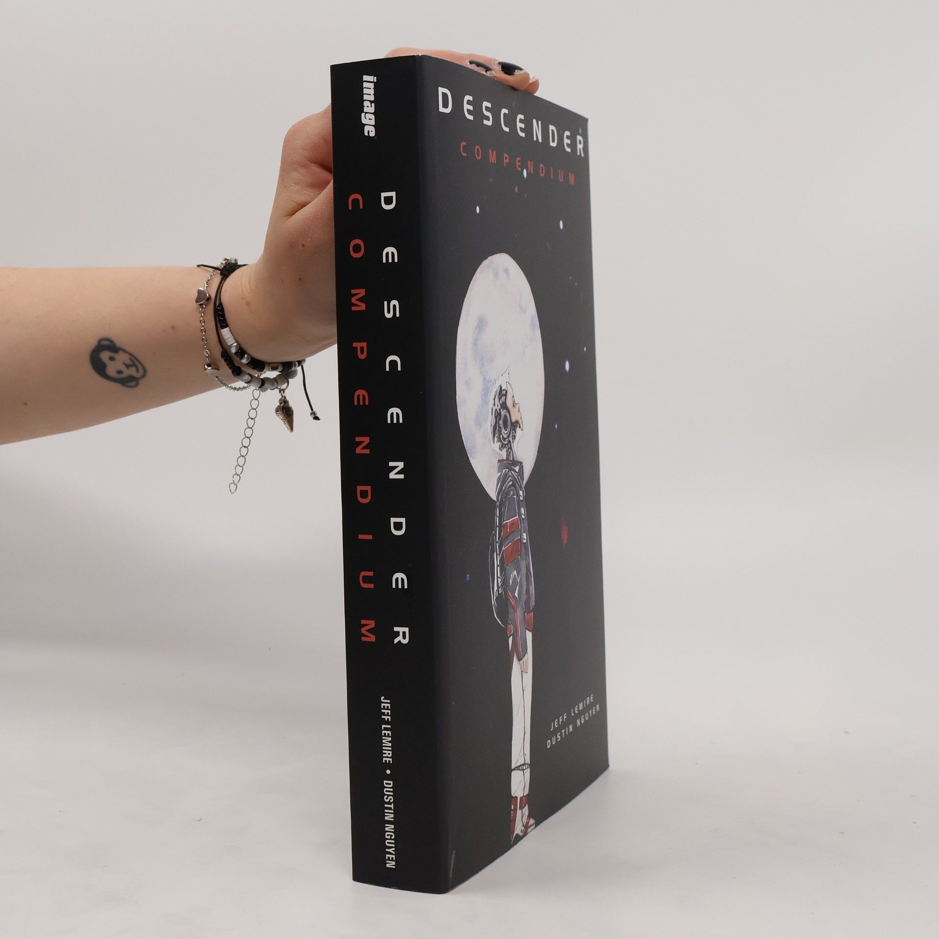 Jeff Lemire Descender Compendium