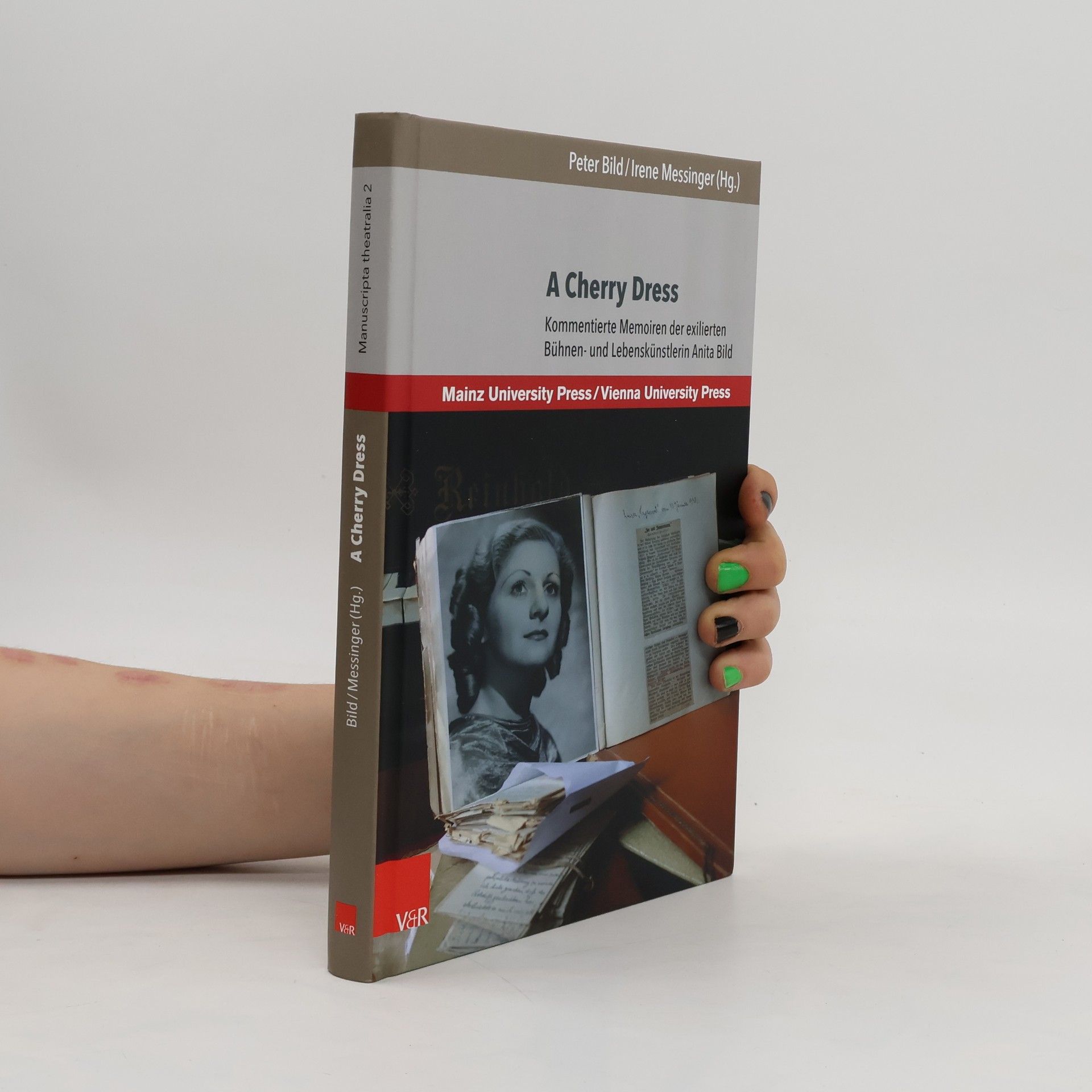 Peter Bild A cherry dress