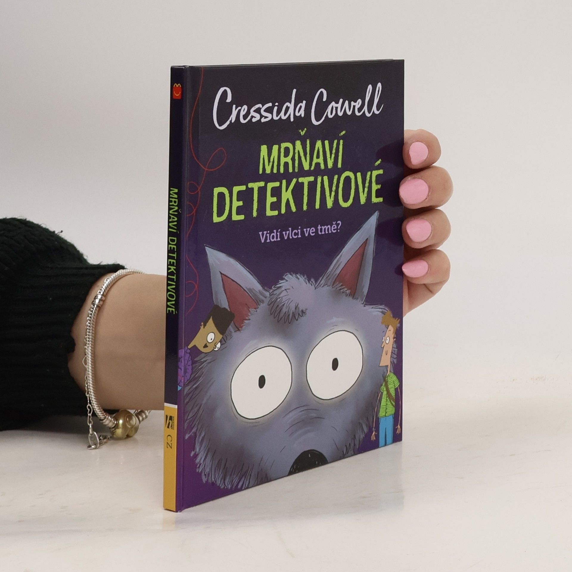 Cressida Cowell Mrňaví detektivové - Vidí vlci ve tmě?