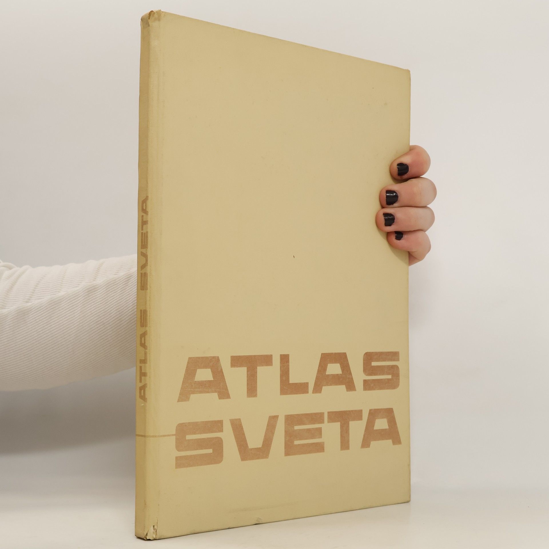 kolektiv Atlas sveta