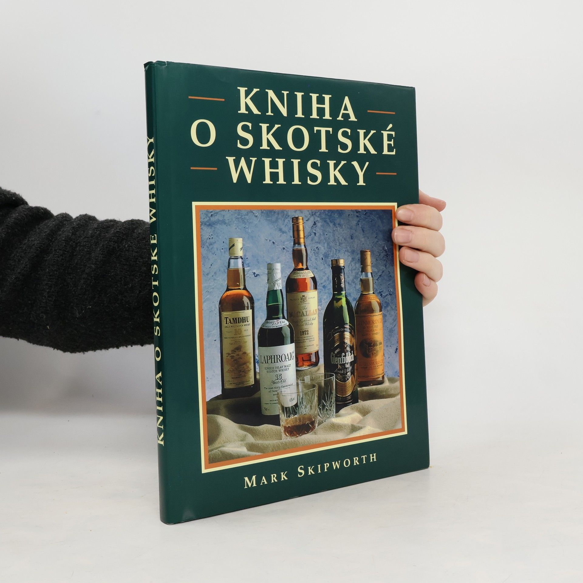 Mark Skipworth Kniha o skotské whisky