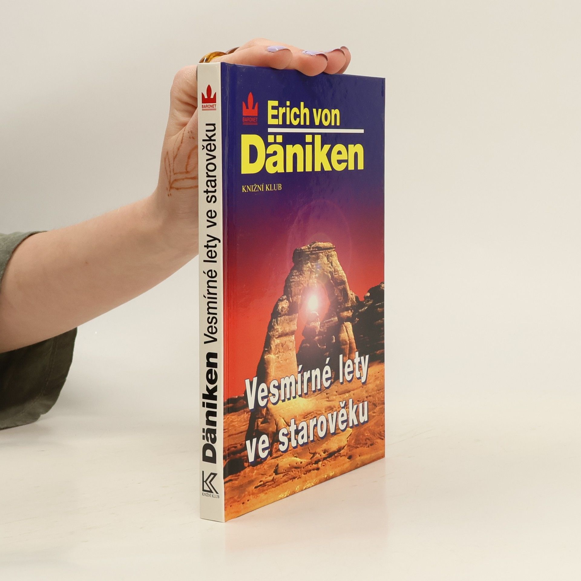 Erich von Däniken Vesmírné lety ve starověku