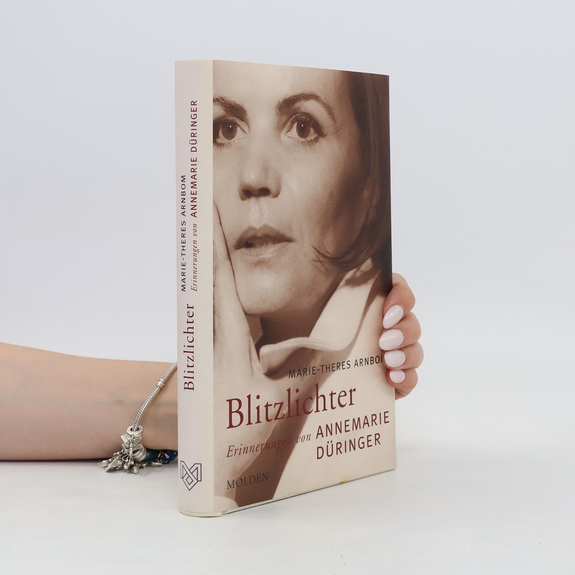 Marie Arnbom Blitzlichter