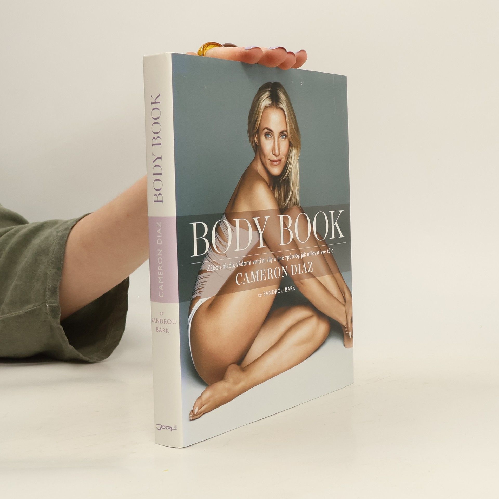 Cameron Diaz Body book