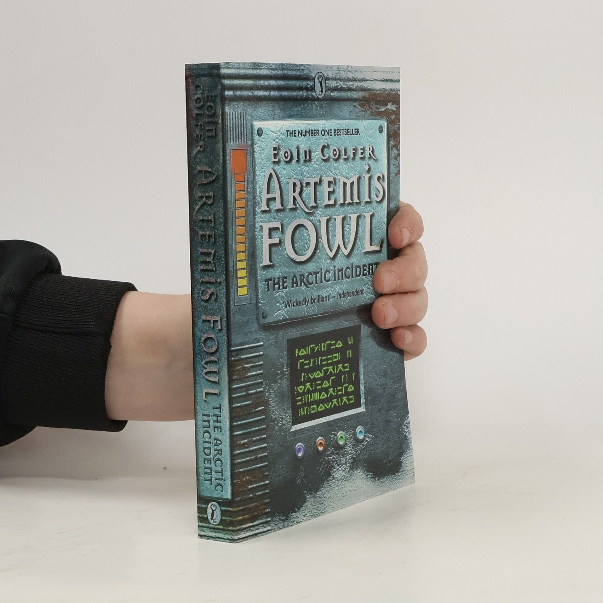 Eoin Colfer Artemis Fowl. The arctic incident