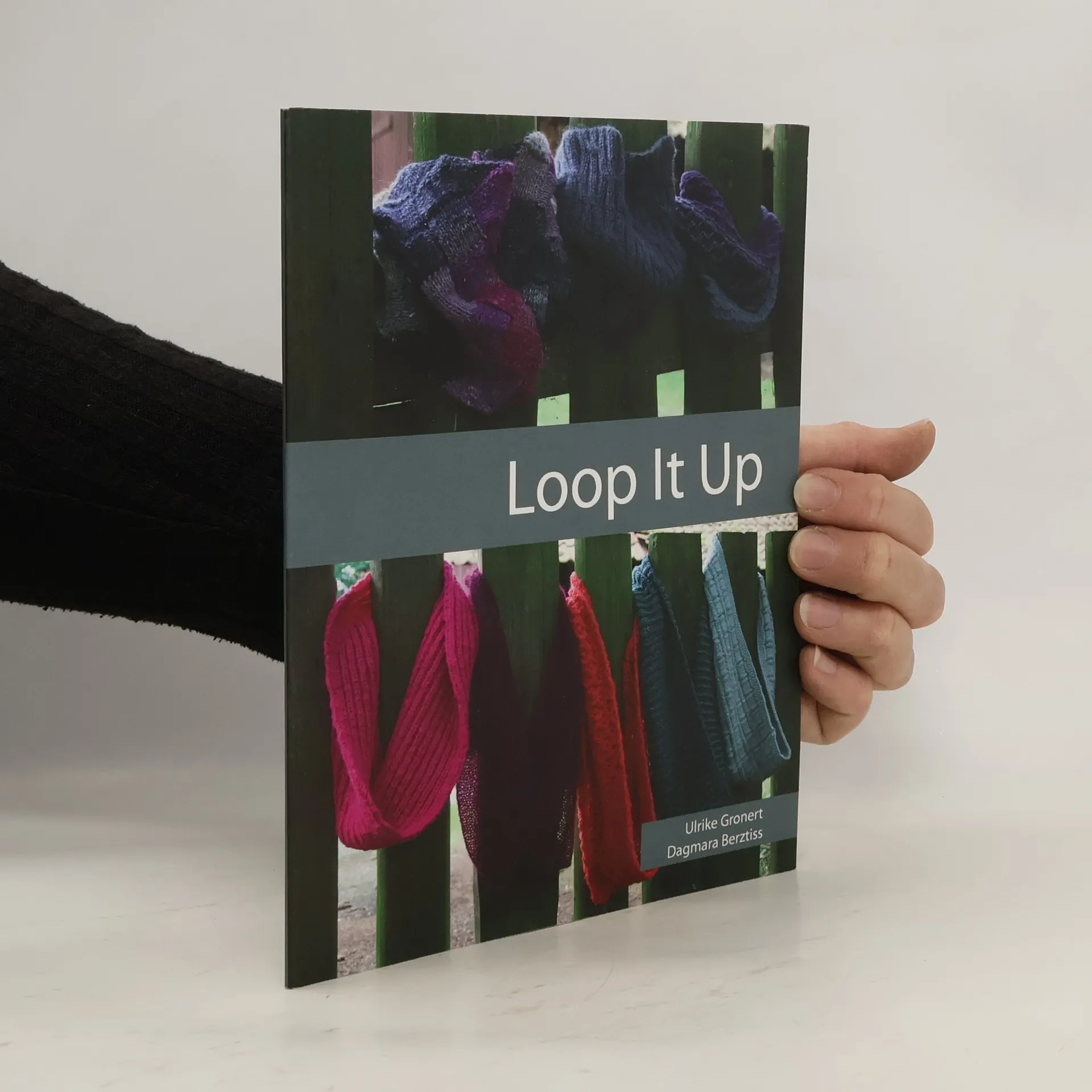 Loop it up | Book | Ulrike Gronert | EN