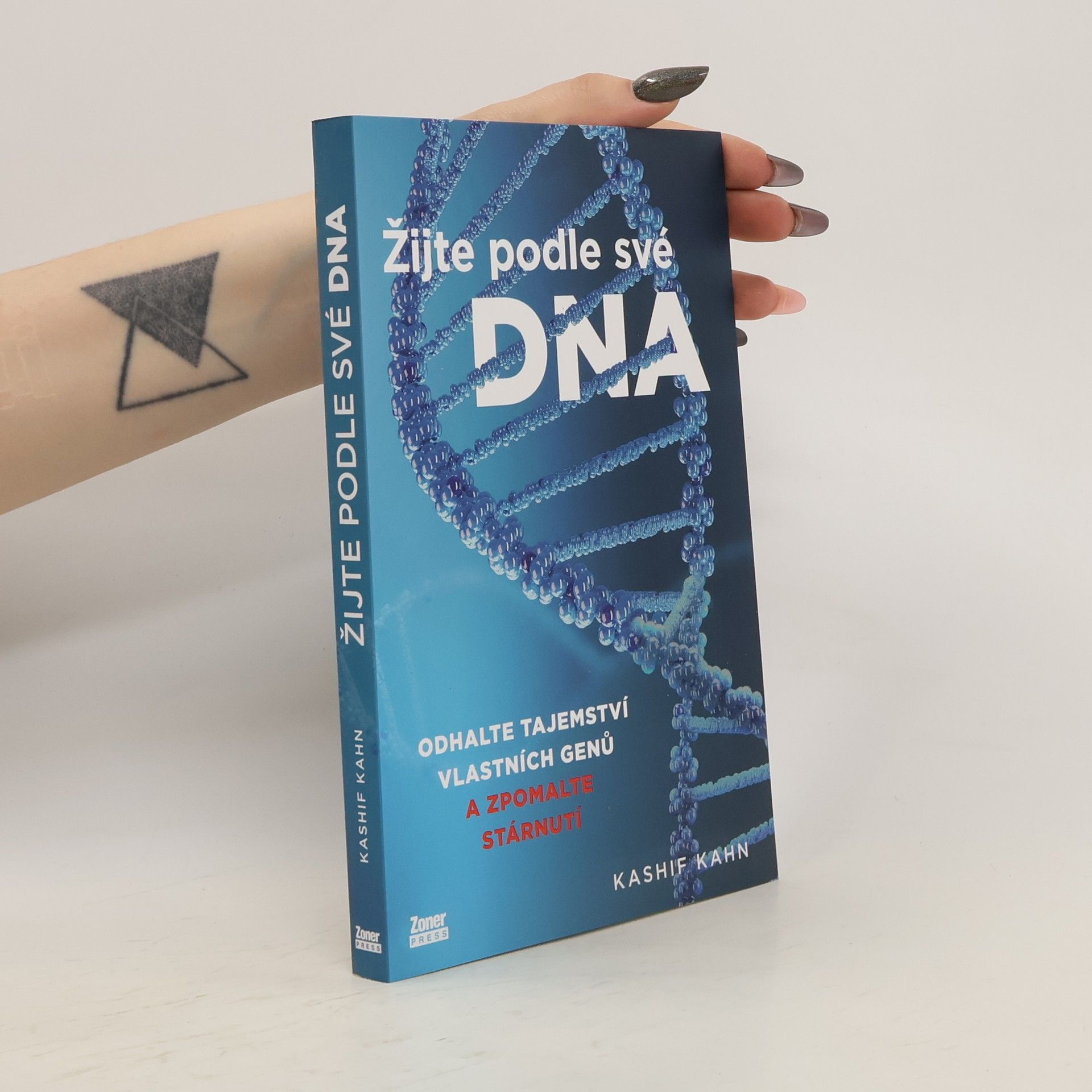 Kashif Khan Žijte podle své DNA