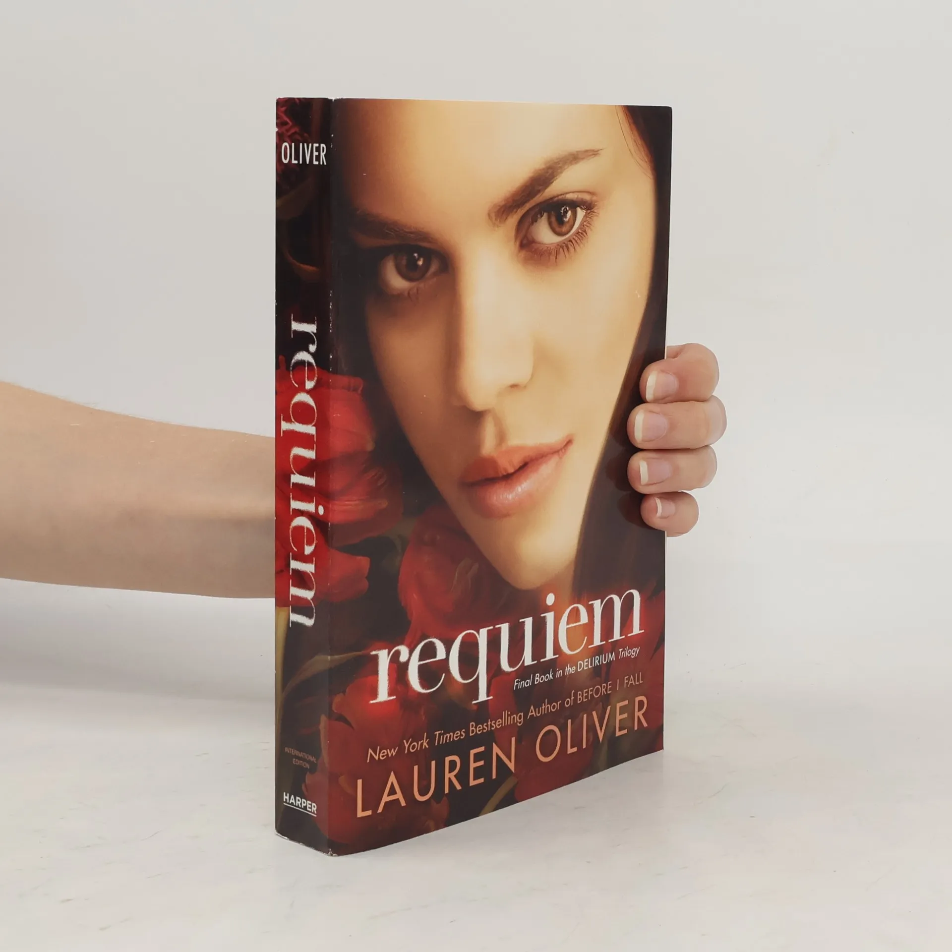 Requiem | Book | Paperback | Lauren Oliver | EN