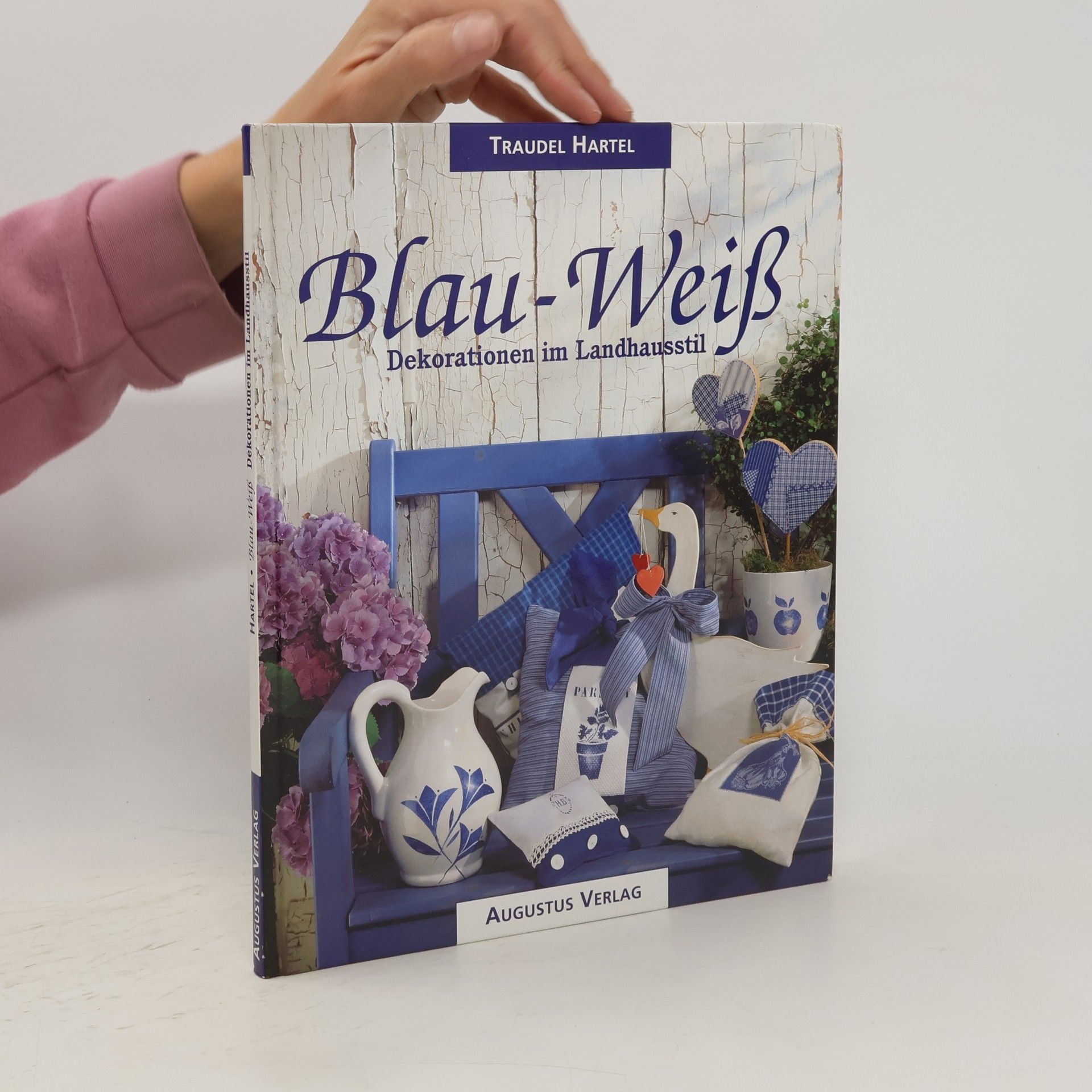 Blau-Weiß - Dekorationen im Landhausstil