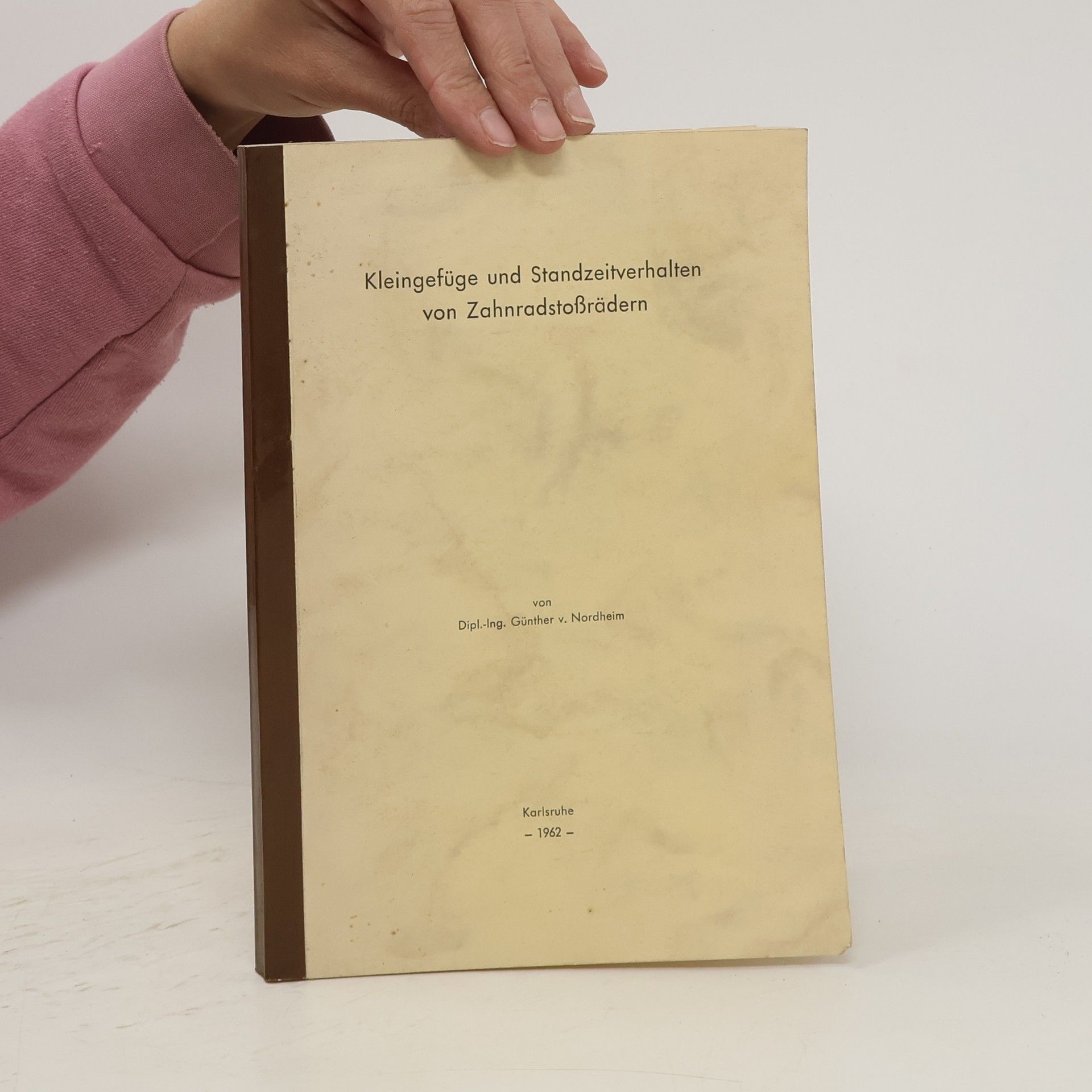 Kleingefüge und Standzeitverhalten von Zahnradstoßrädern