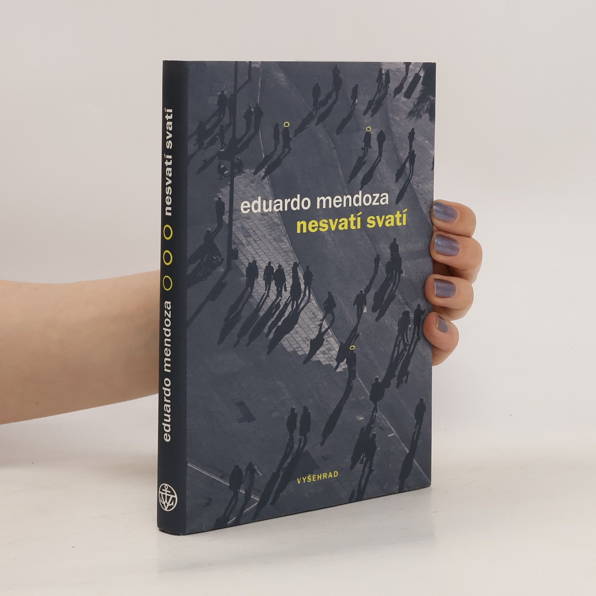 Eduardo Mendoza Nesvatí svatí