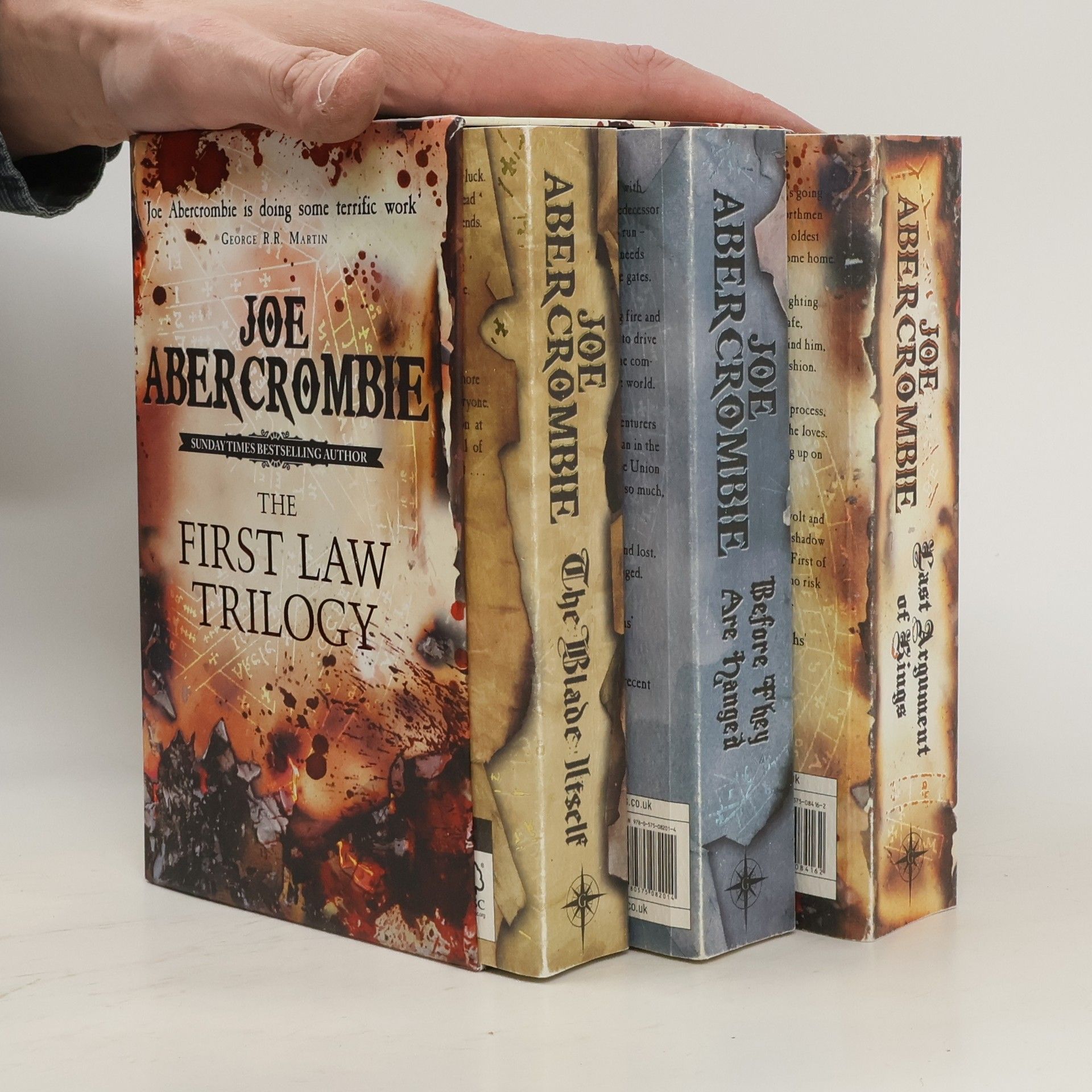 Joe Abercrombie The First Law Trilogy Boxed Set