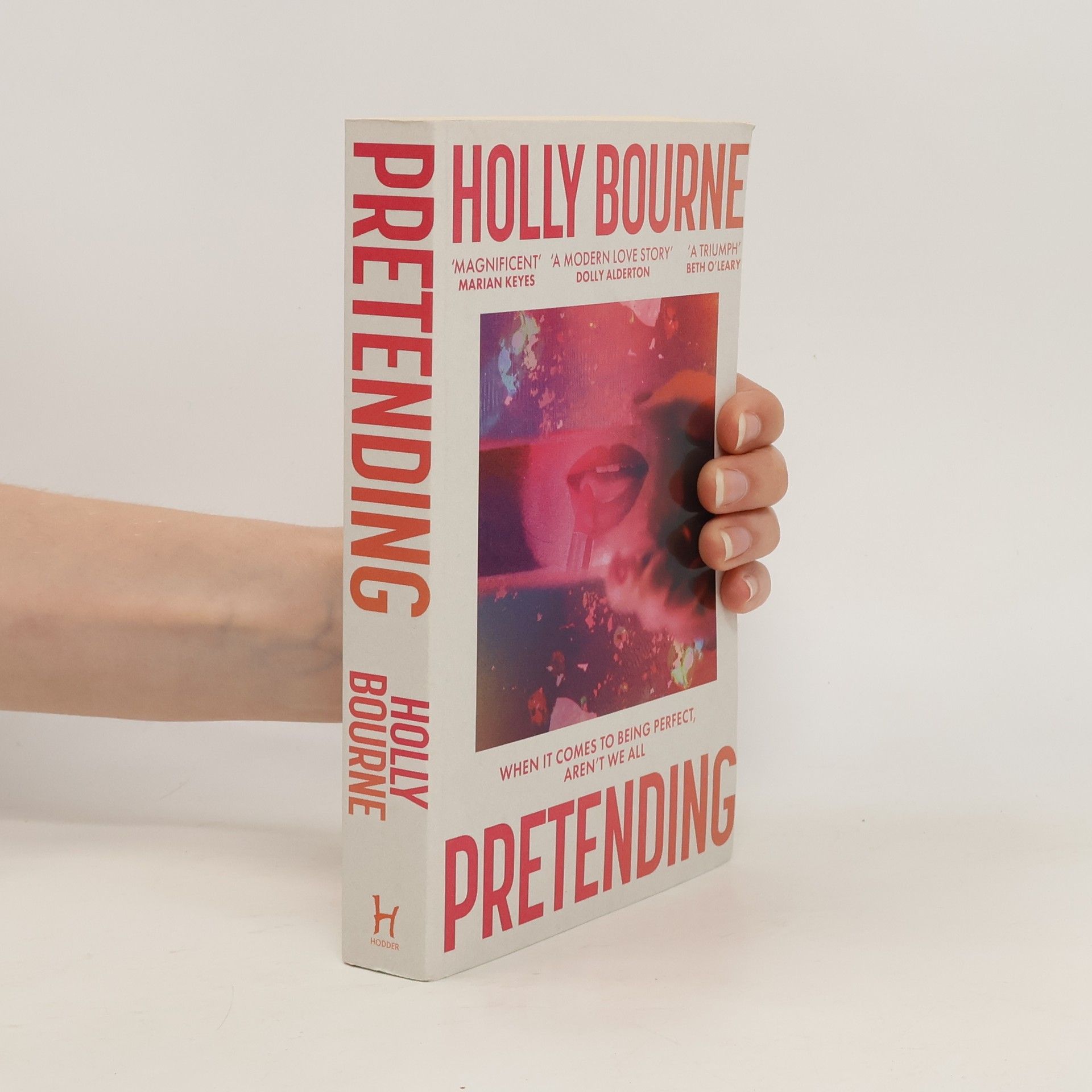 Holly Bourne Pretending