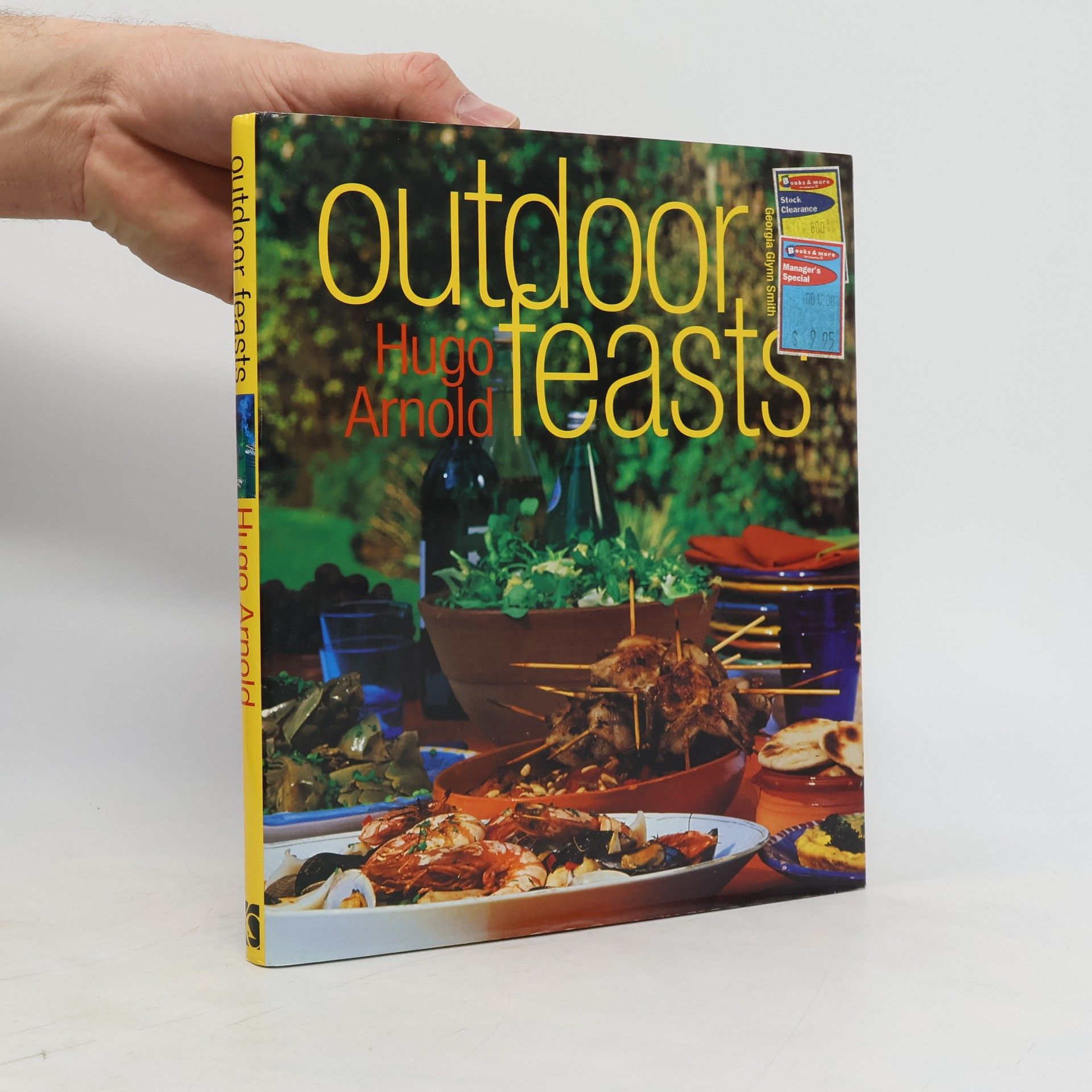 Hugo Arnold Outdoor Feasts