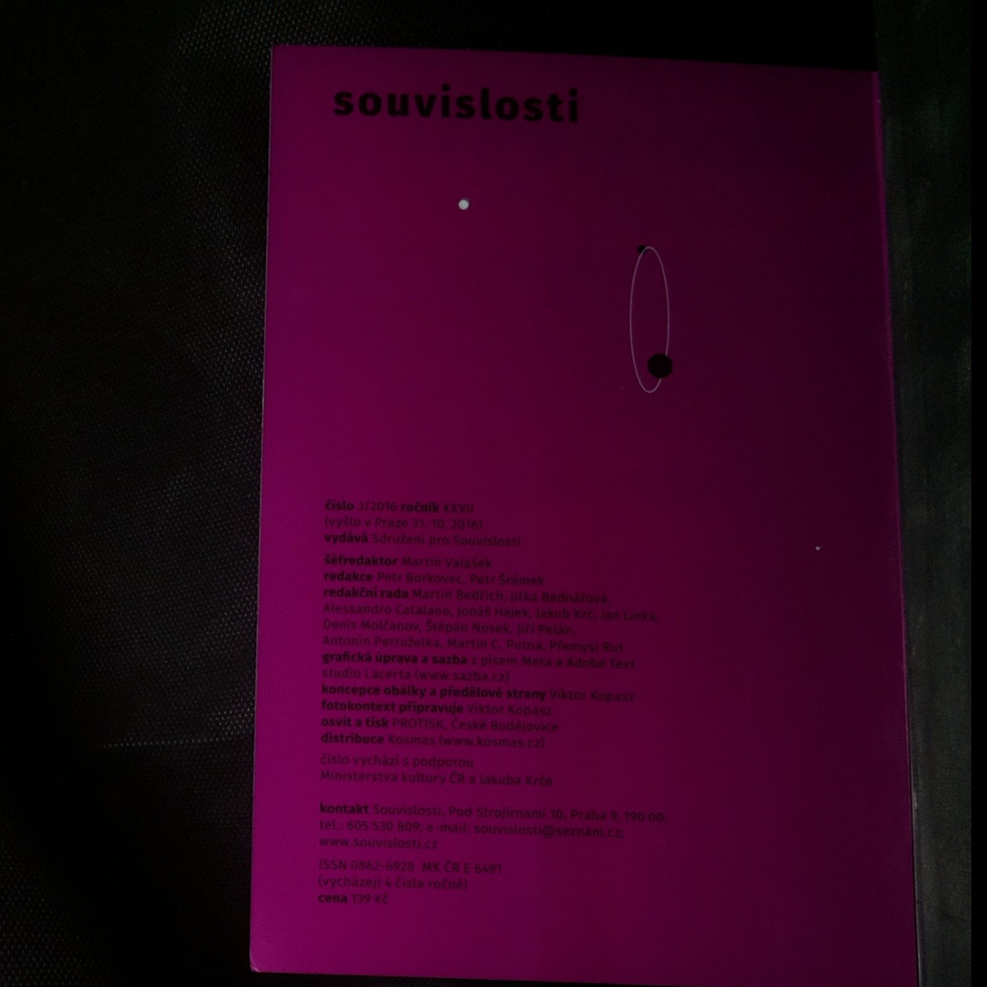 Various authors Souvislosti 3/2016