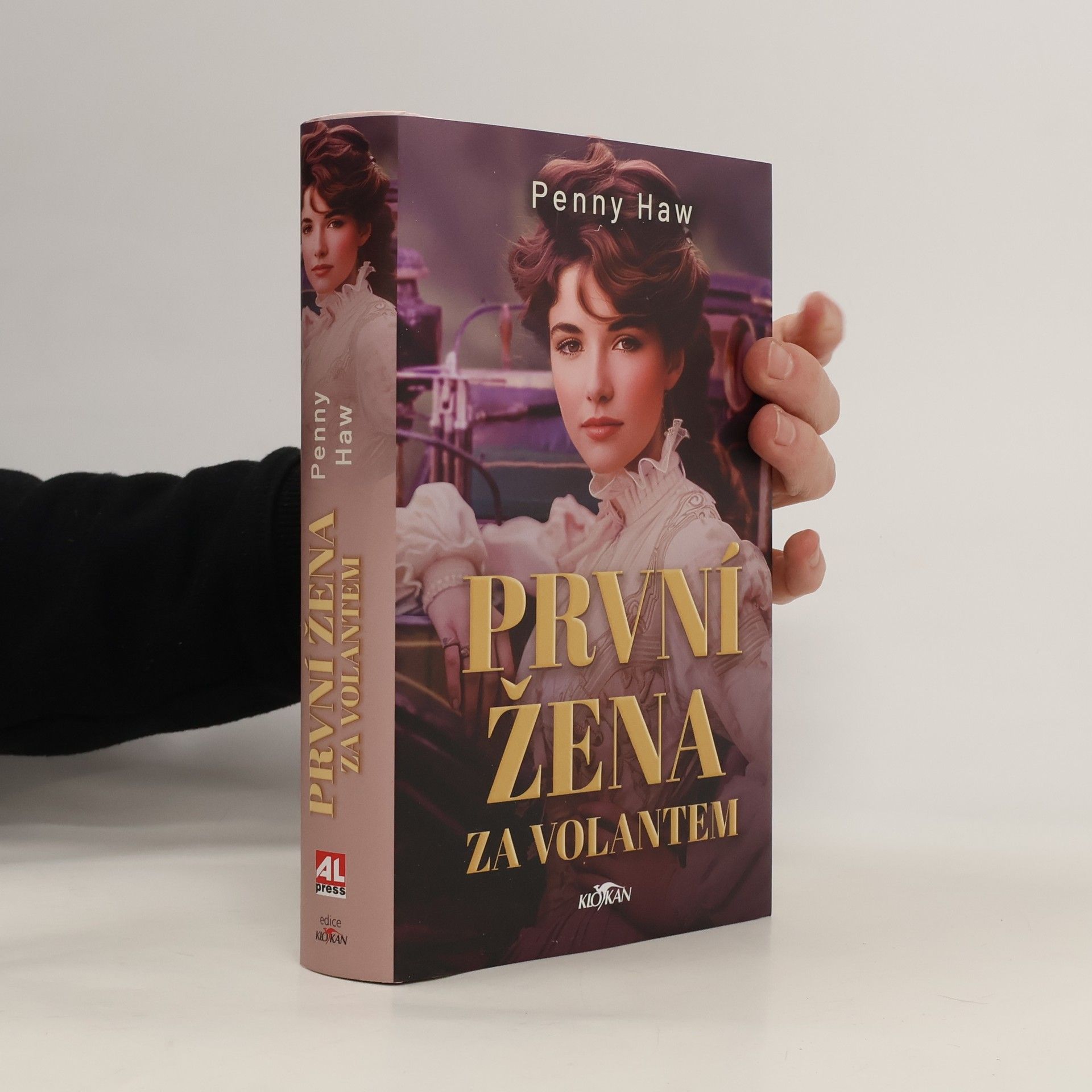 Penny Haw První žena za volantem