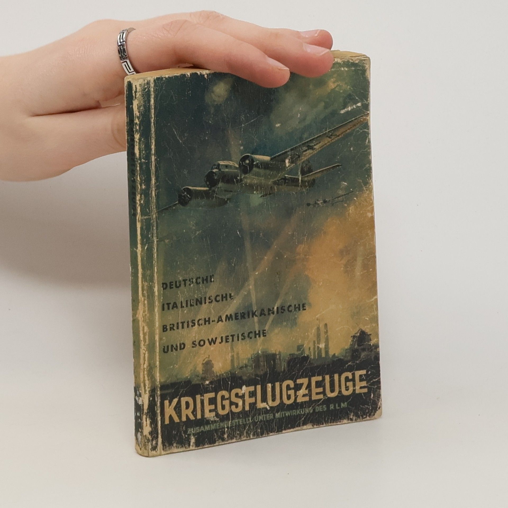 Collectif d'auteurs Kriegsflugzeuge. Ansprache, erkennen, bewaffnung usw.