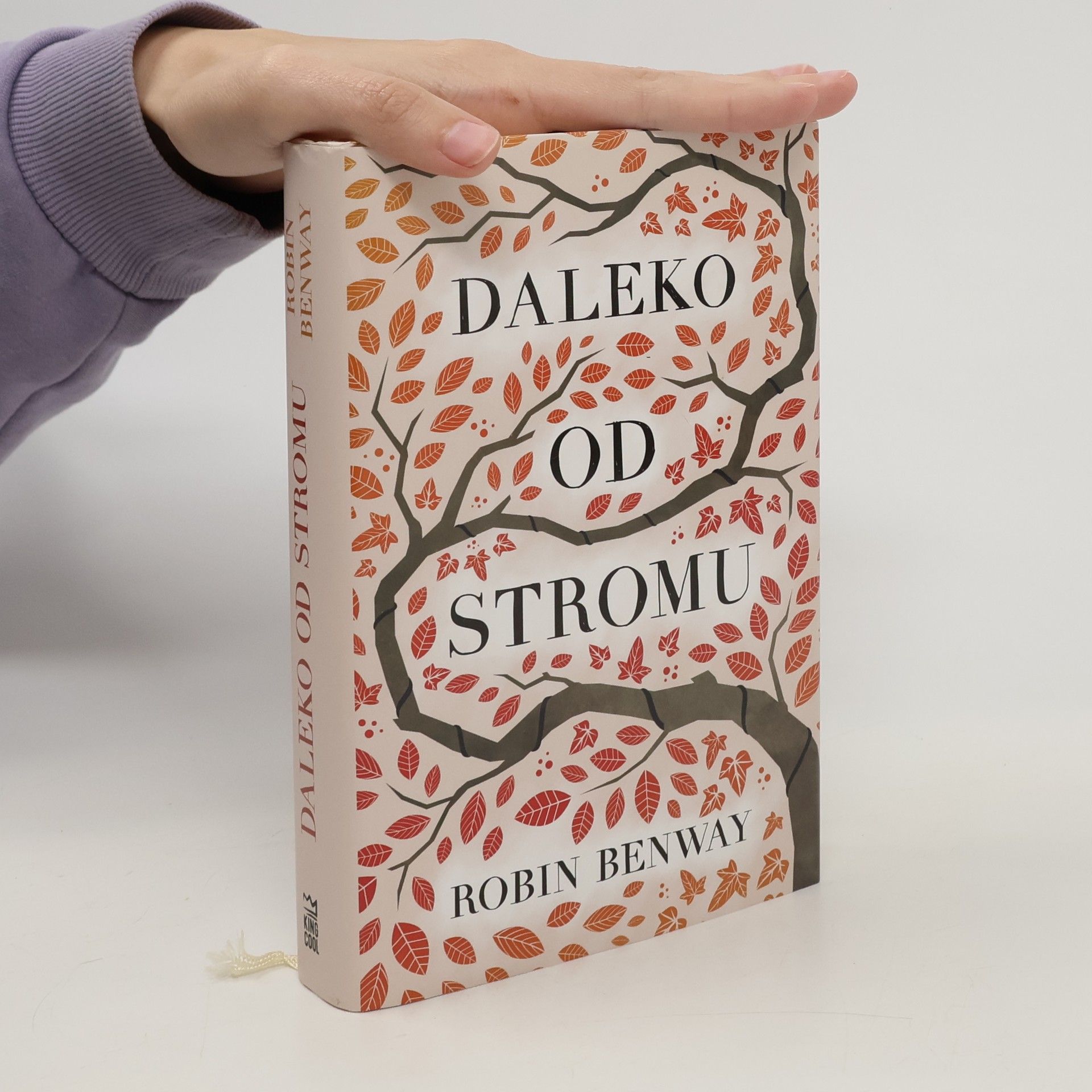 Robin Benway Daleko od stromu