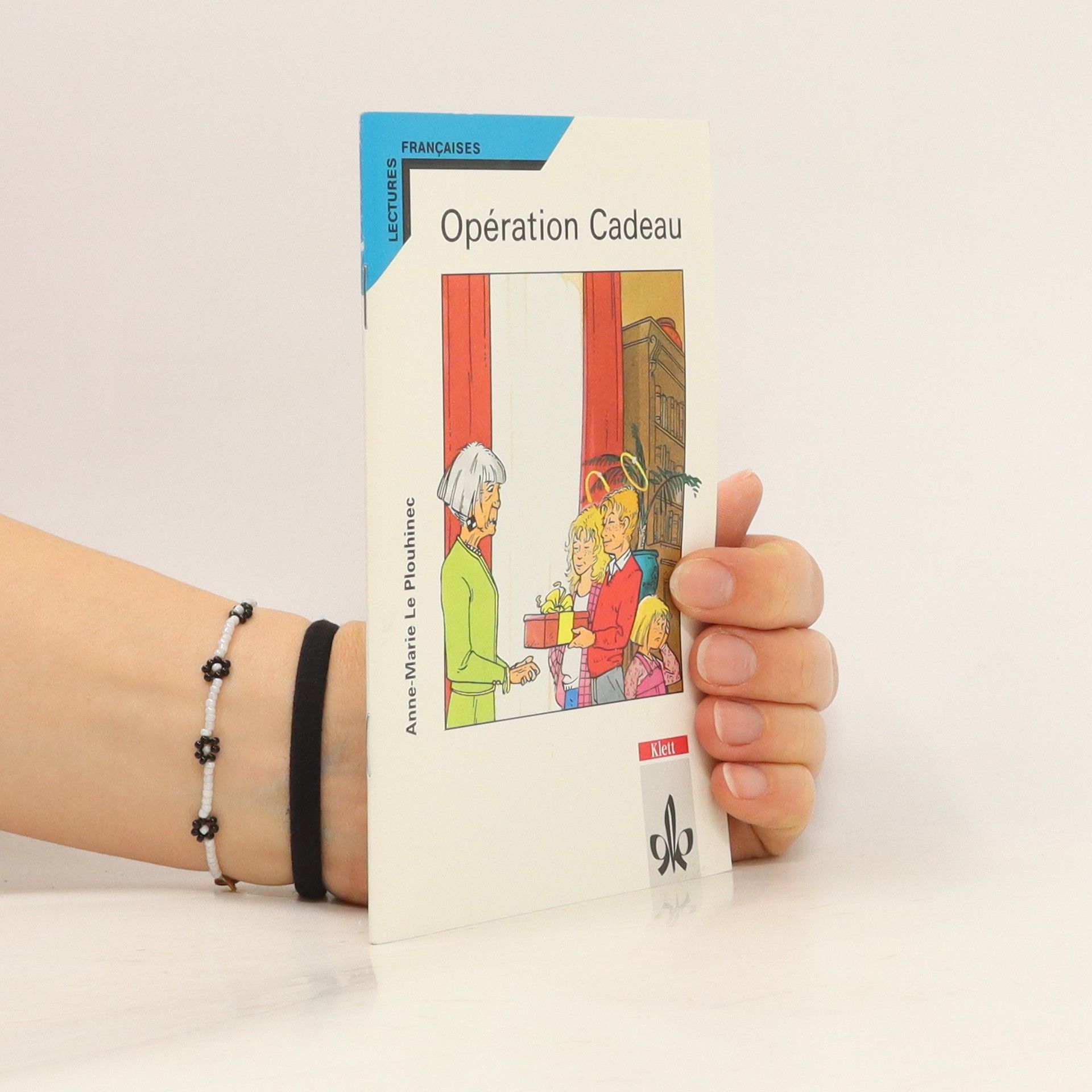 Anne-Marie Le Plouhinec Operation Cadeau