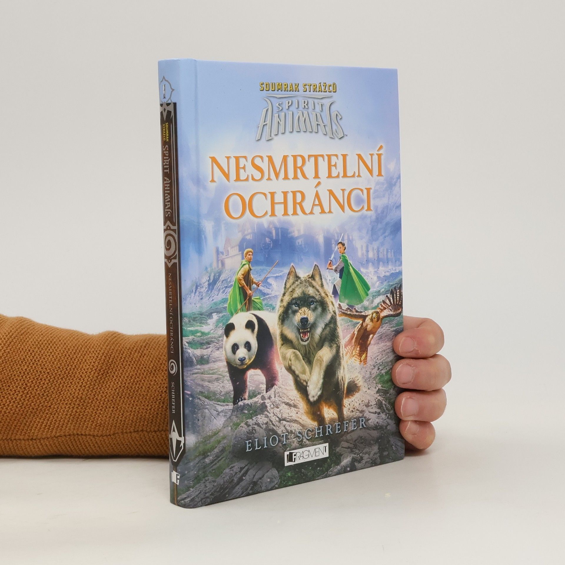 Eliot Schrefer Nesmrtelní ochránci